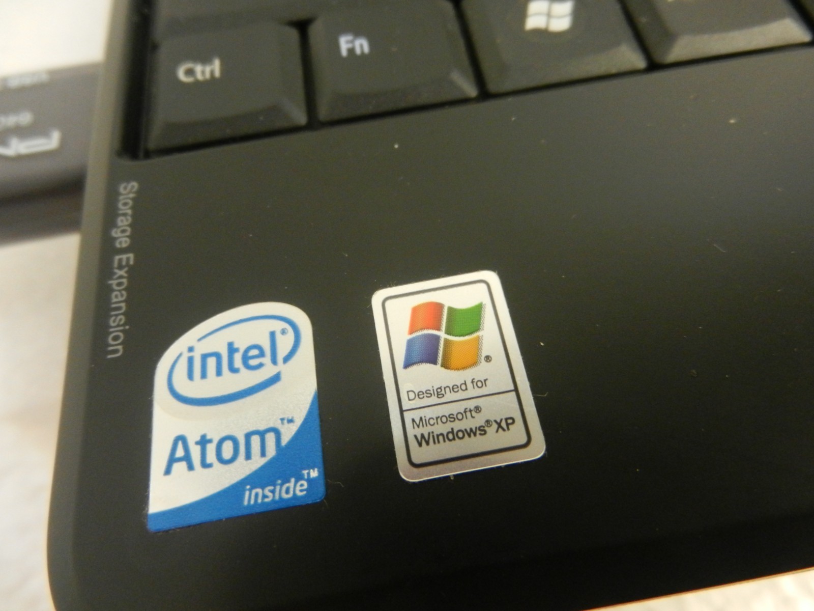 Acer Aspire One Series ZG5 Intel Atom 1.60GHz Netbook Laptop – NO O.S. /HDD