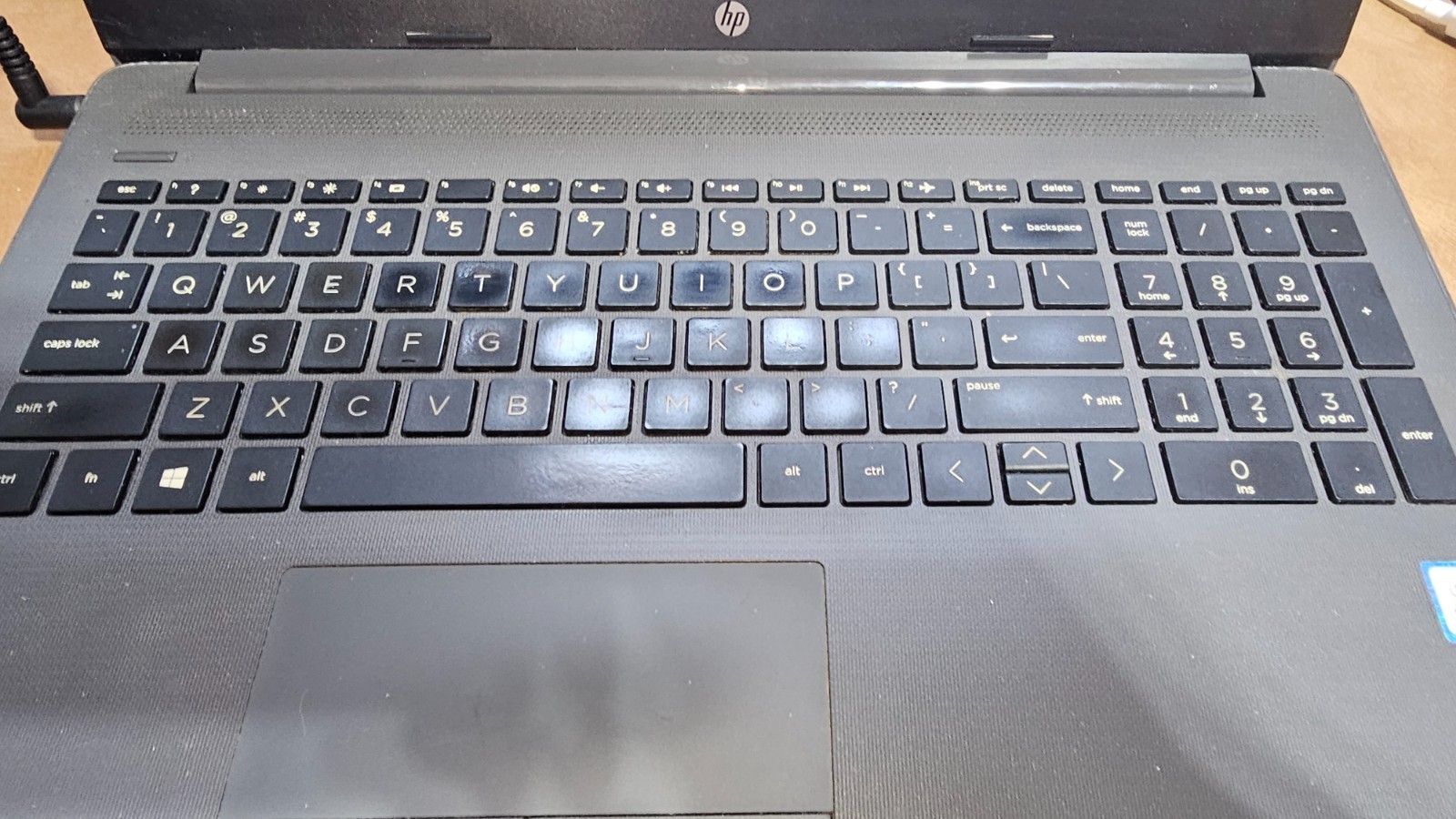 HP 250 G7 Notebook i5-8265U, 8GB Ram, 250GB SSD. Looks Beaten, But Works Good!
