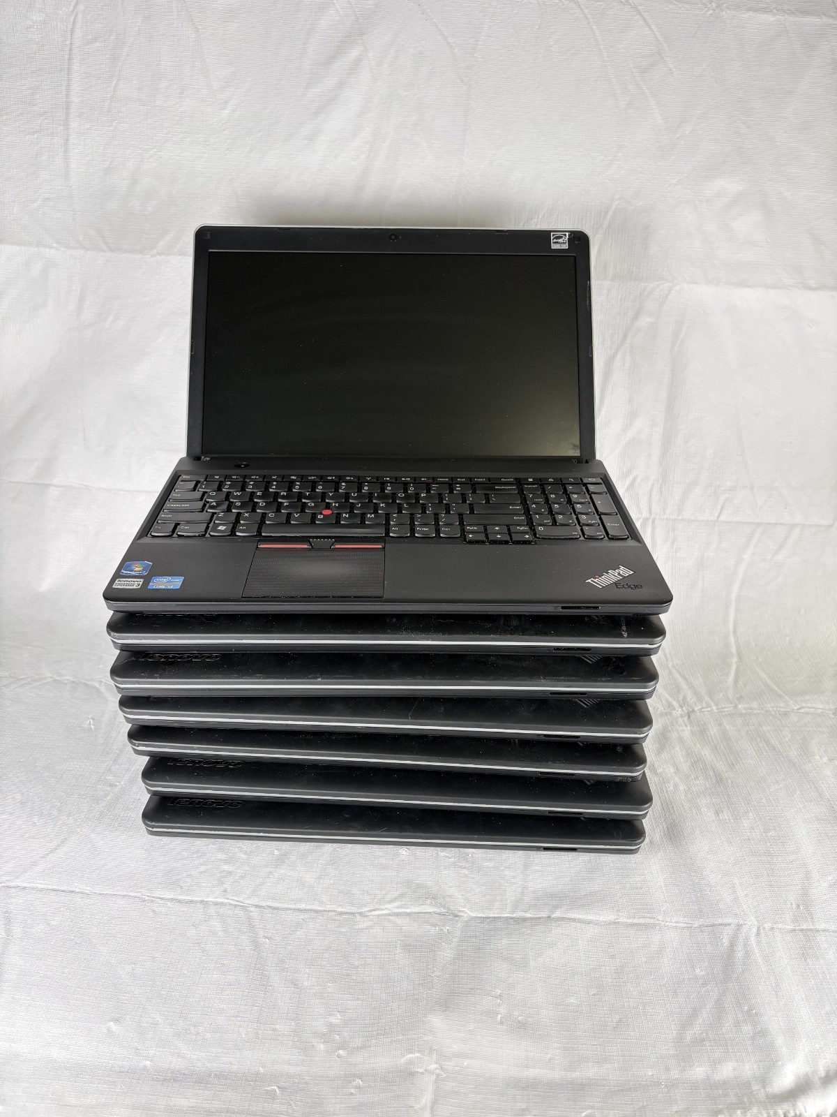 LOT OF 7 LENOVO THINKPAD E530 Laptop w/ Core i3 2.20 GHZ No HD/Battery Untested