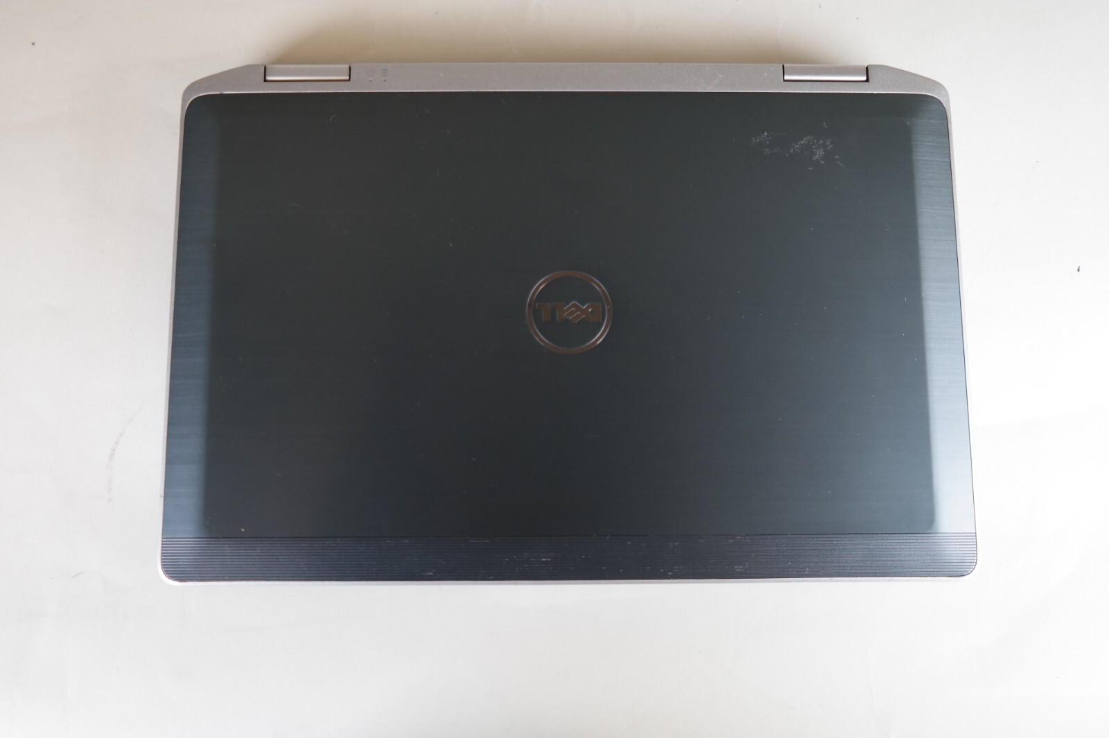 Dell Latitude E6320 Core i3-2310M -FOR PARTS ONLY