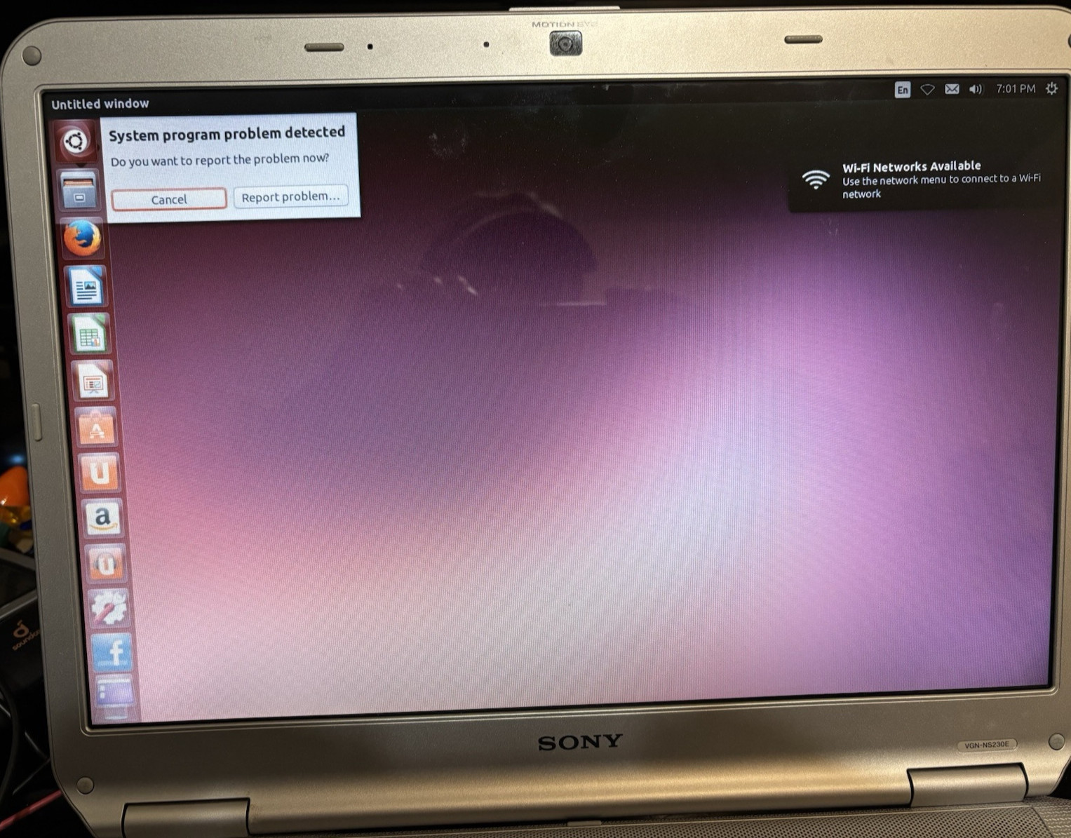 Sony VAIO PCG-7154L 3GB RAM Boots to Ubuntu. No battery.