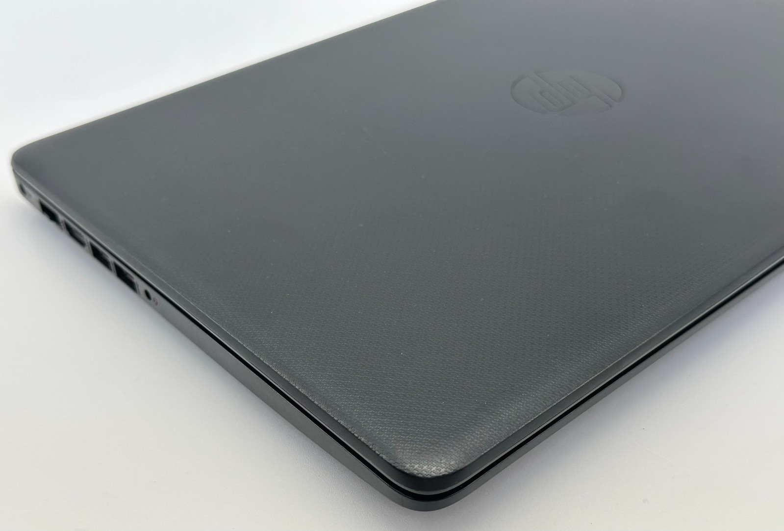HP 15-DB0043NR AMD A4-9125 2300MHz 4 GB