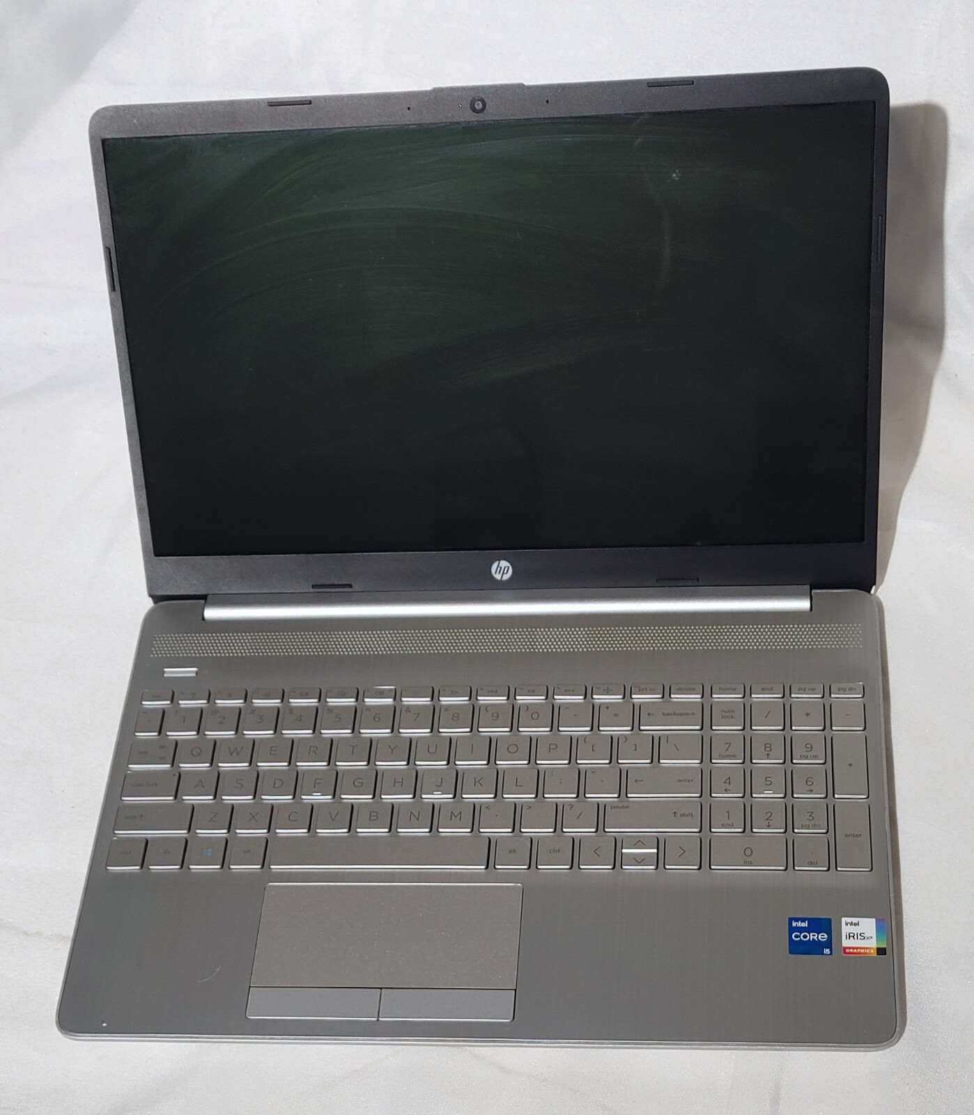 HP 15-dw3015cl 15.6in Laptop Core i5-1135G7 8GB 256GB SSD Re-newed