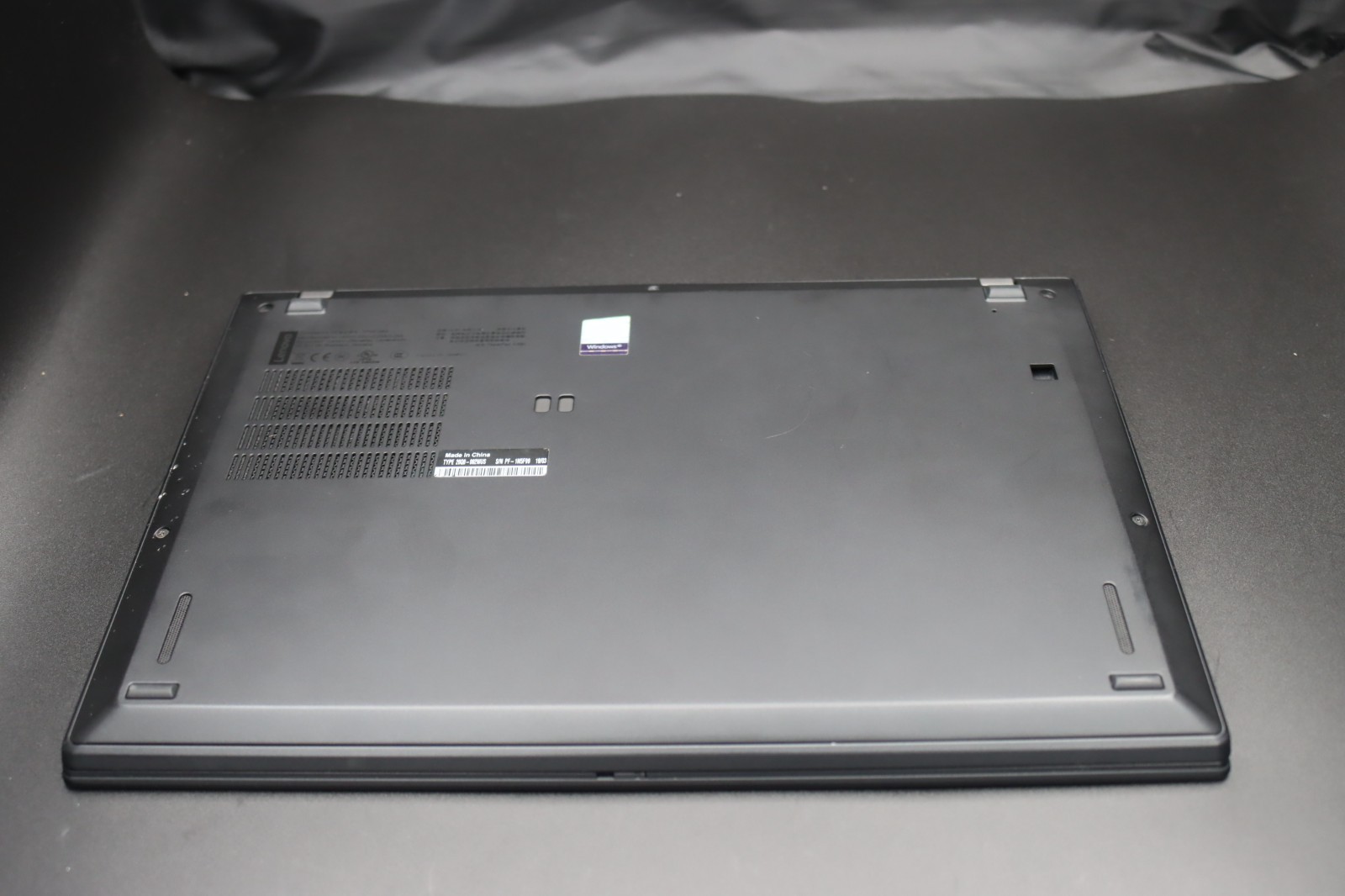 Lenovo ThinkPad X390 13.3 inch (256GB, Intel i7 8th Gen. 8GB Ram) Touchscreen