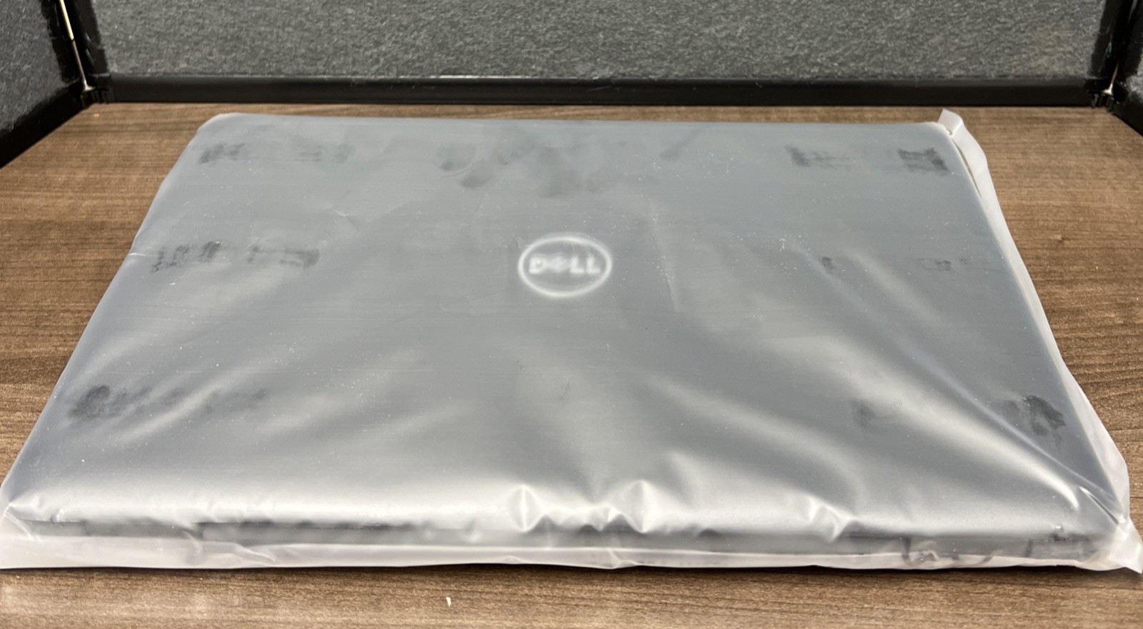 Dell Latitude 3180 Laptop Intel Celeron N3350@1.10GHz 4GB RAM 64GB EMMC *NEW*