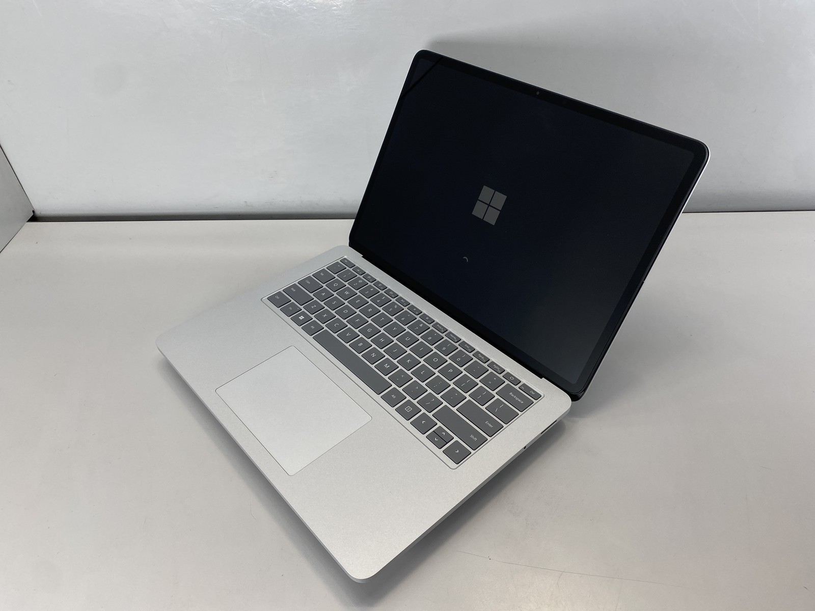 Microsoft Surface Studio Laptop 14.4″ Intel Core i7-11370H 512GB RTX 3050 Ti