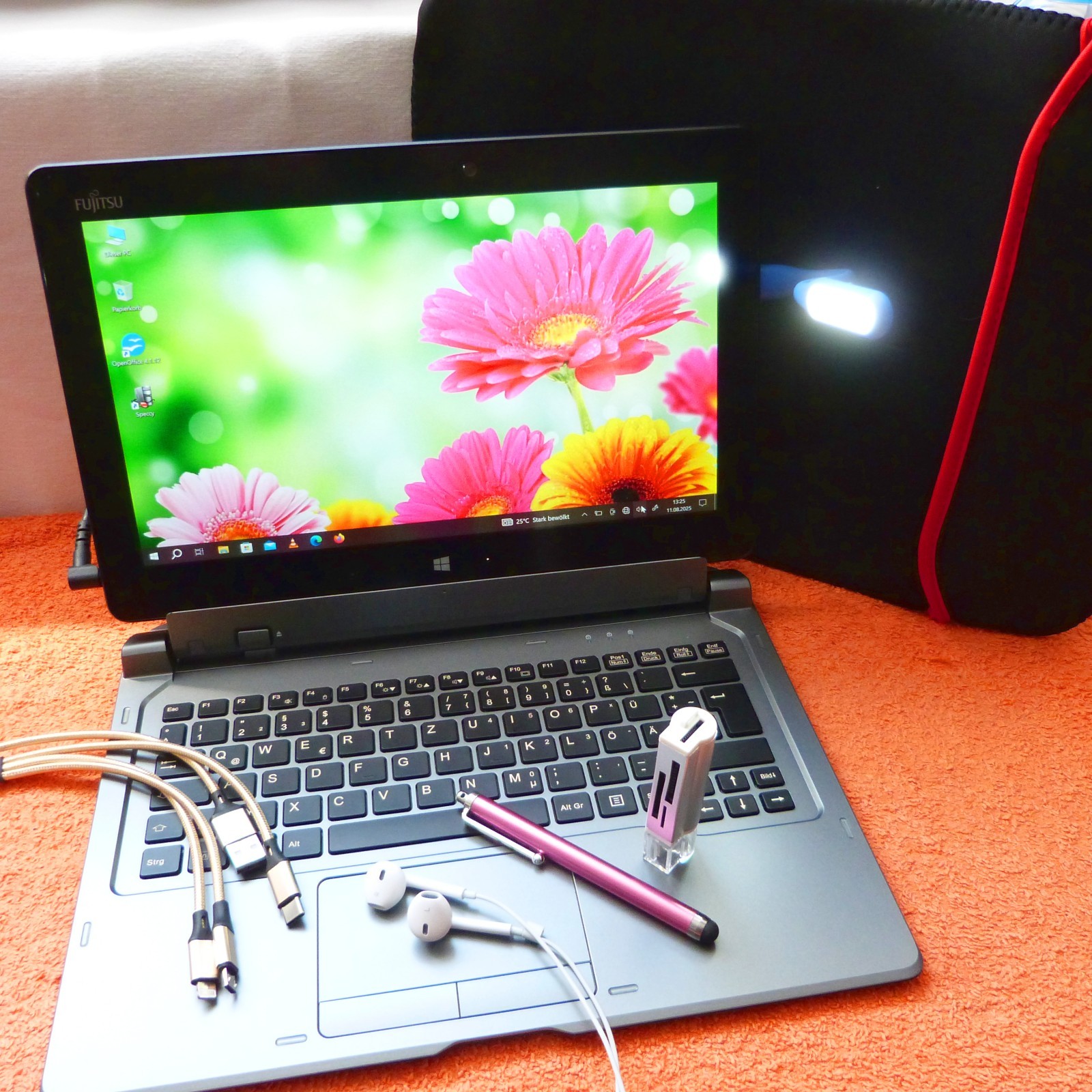 Fujitsu Q616 PRO Convertible Tablet PC 11″ TOUCH l Core M7 Windows 10 SSD