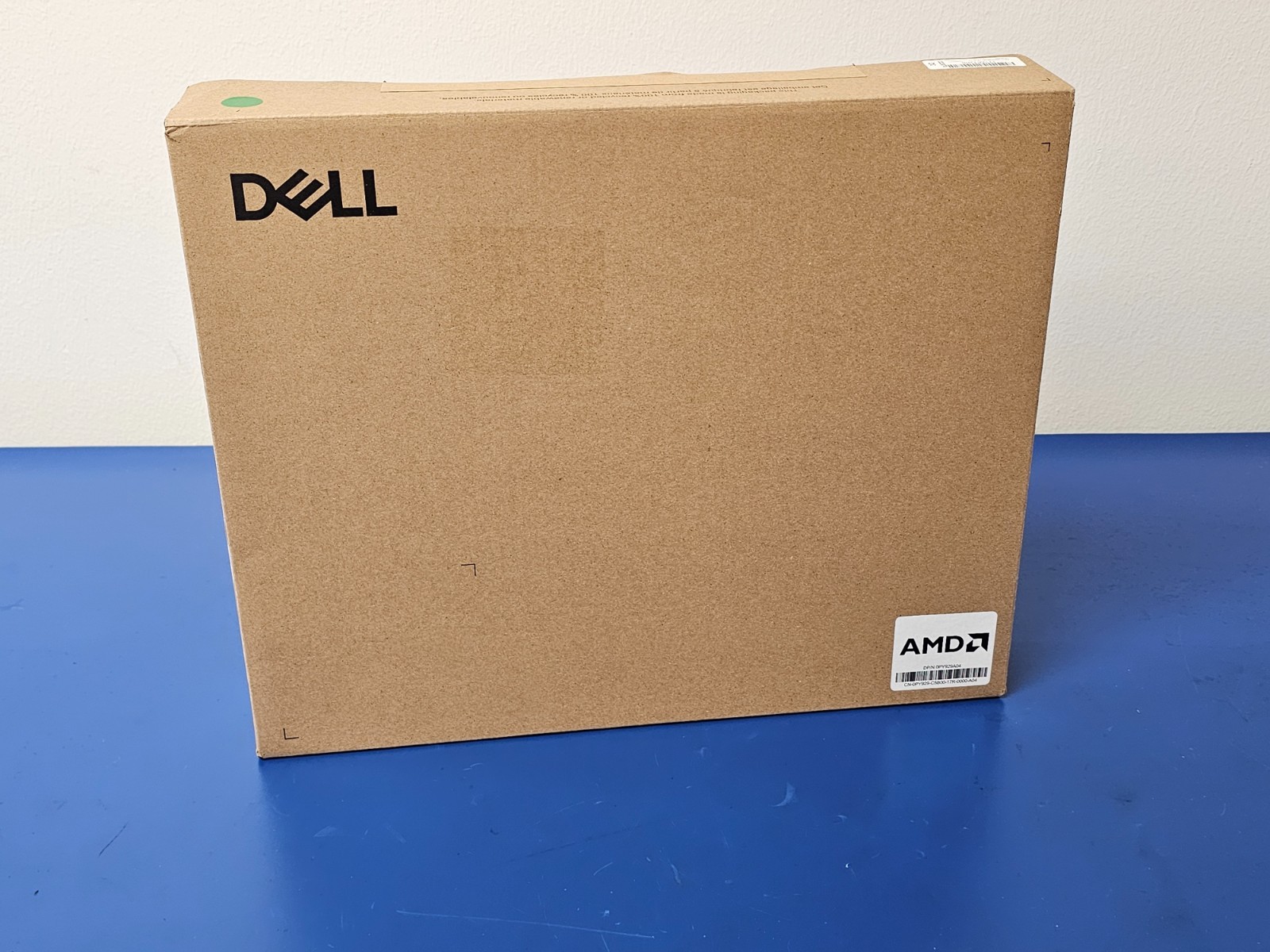 DELL 15 DC15255 G8MK9, AMD Ryzen 7 7730U, 2.00 GHz, 16 GB RAM 512 GB NVMe SSD