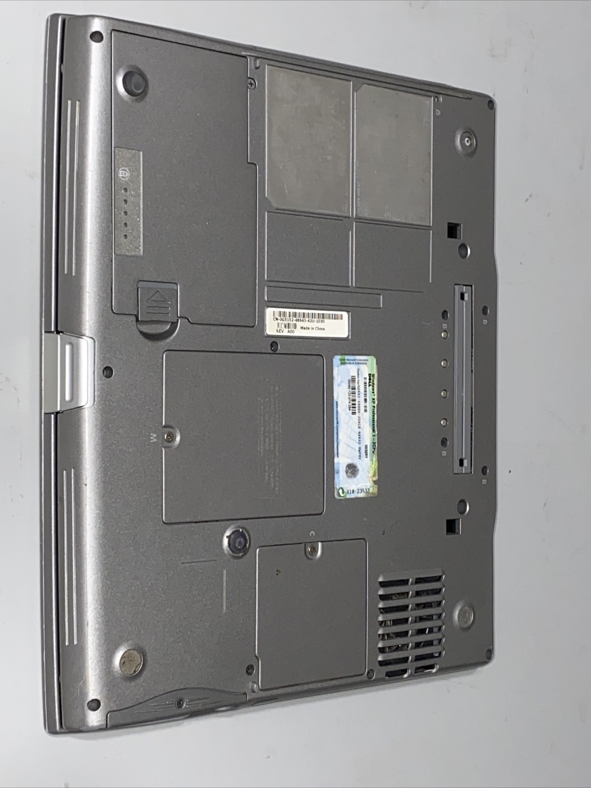 Vintage Dell Latitude D600 Laptop Computer UNTESTED