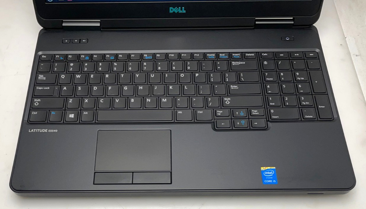 Dell Latitude E5540 15.6″ i5-4210U 16gb Ram 250gb SSD Linux OS “Exc” Bttry