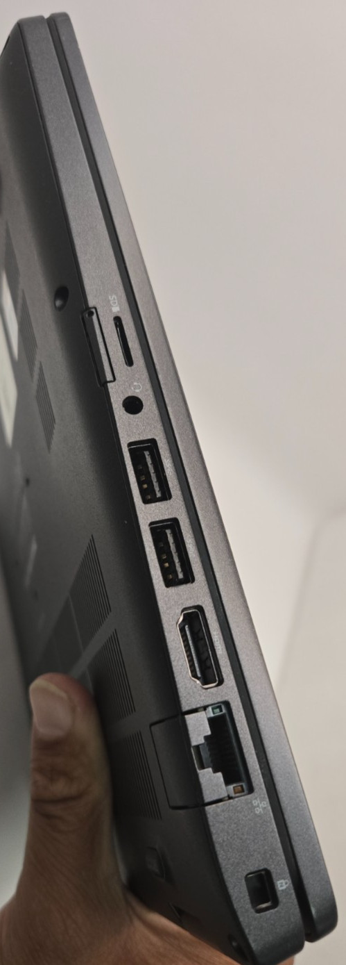 DELL Latitude 5400 14″ Core i5 8GB RAM 500GB SSD WIN 11-PAYTECK COMPUTER