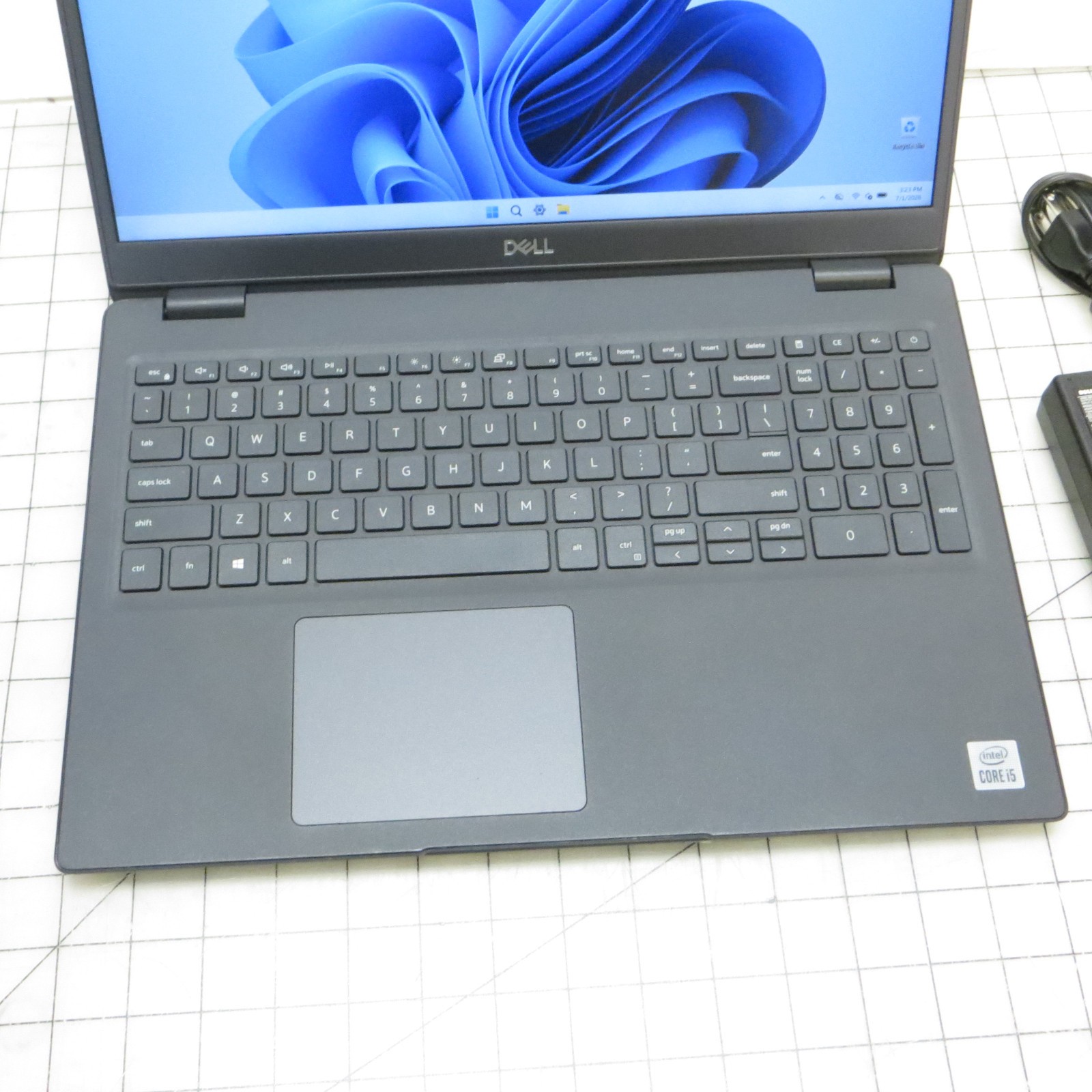 Dell Latitude 3510 Intel i5 10th Gen 8GB RAM 256GB SSD 15.6″ Win 11 Pro Laptop
