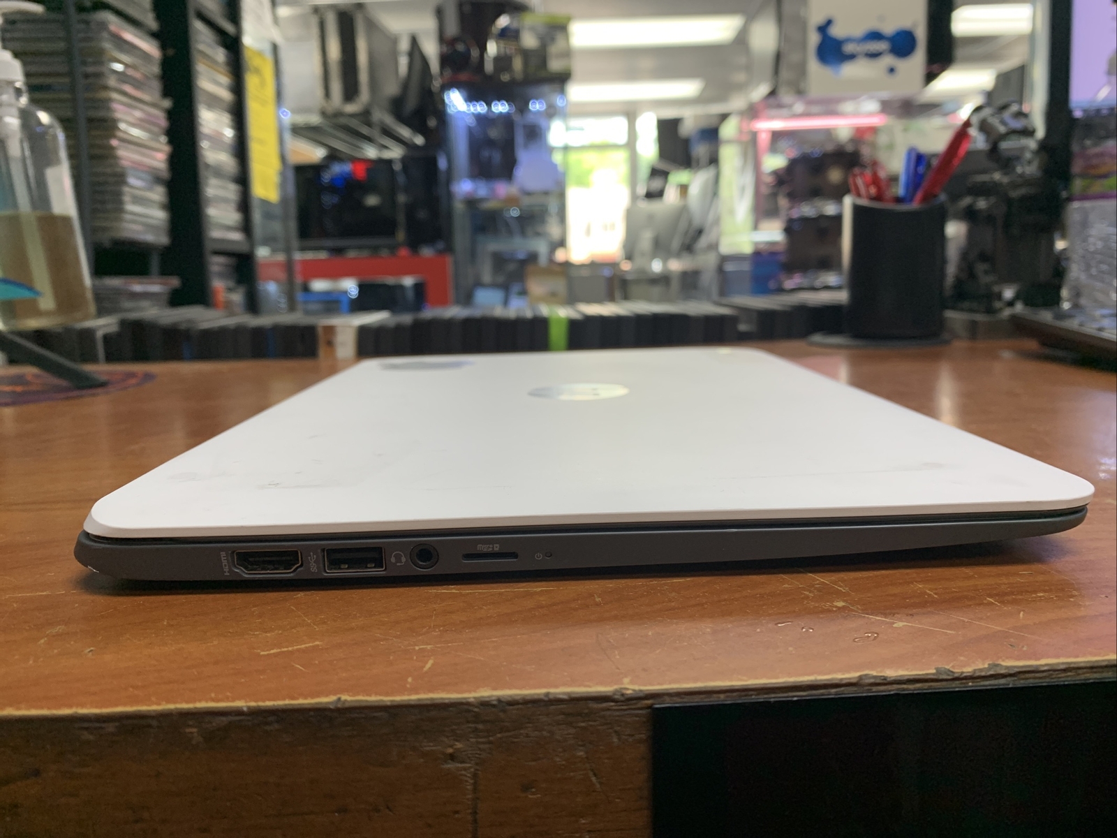 HP 14-X013DX Chromebook NEEDS BATTERY