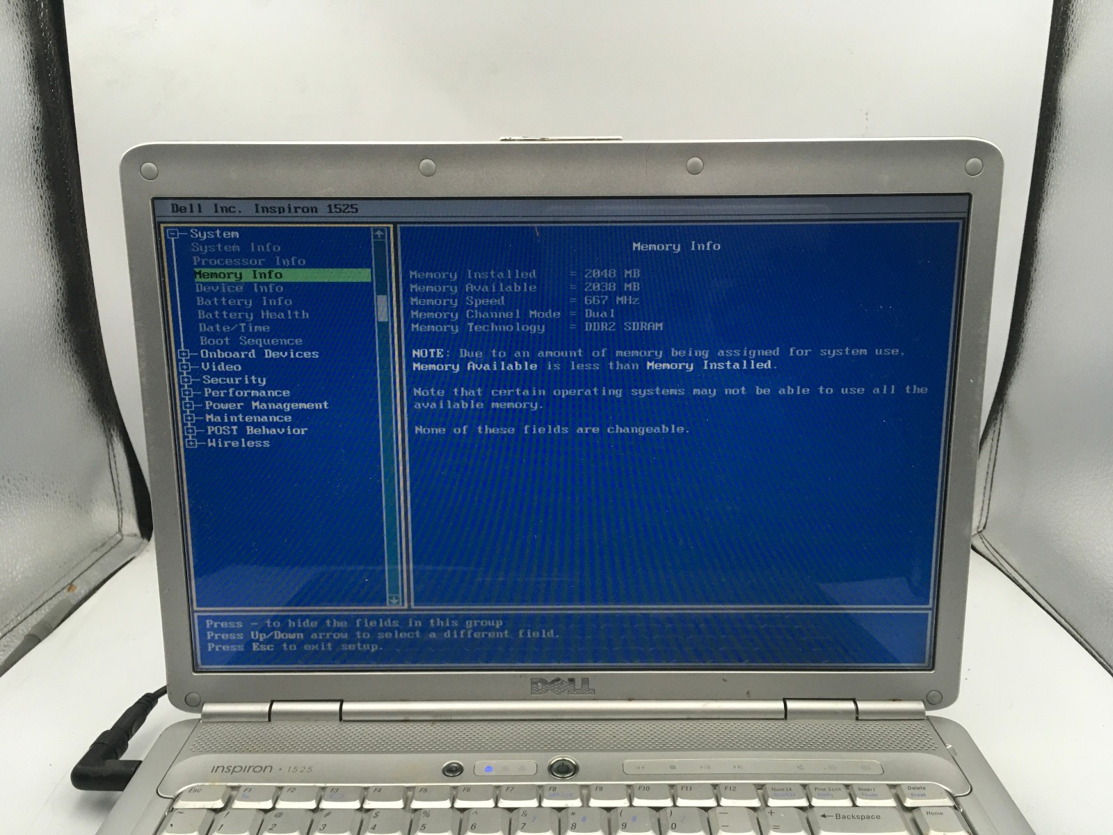 DELL INSPIRON 1525 – BOOTS TO BIOS – INTEL CORE 2 DUO – 2GB RAM – 15″ – READ -BB
