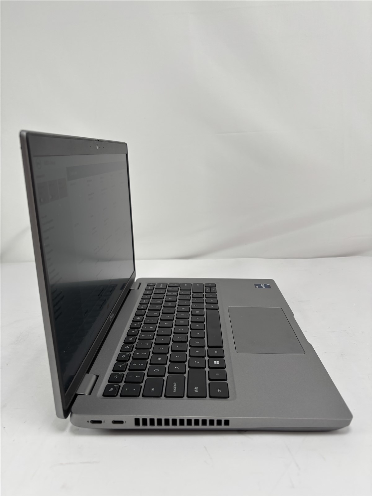 Dell Latitude 5431 14″ FHD i7-1270P 256GB SSD 16GB RAM Lightweight Laptop