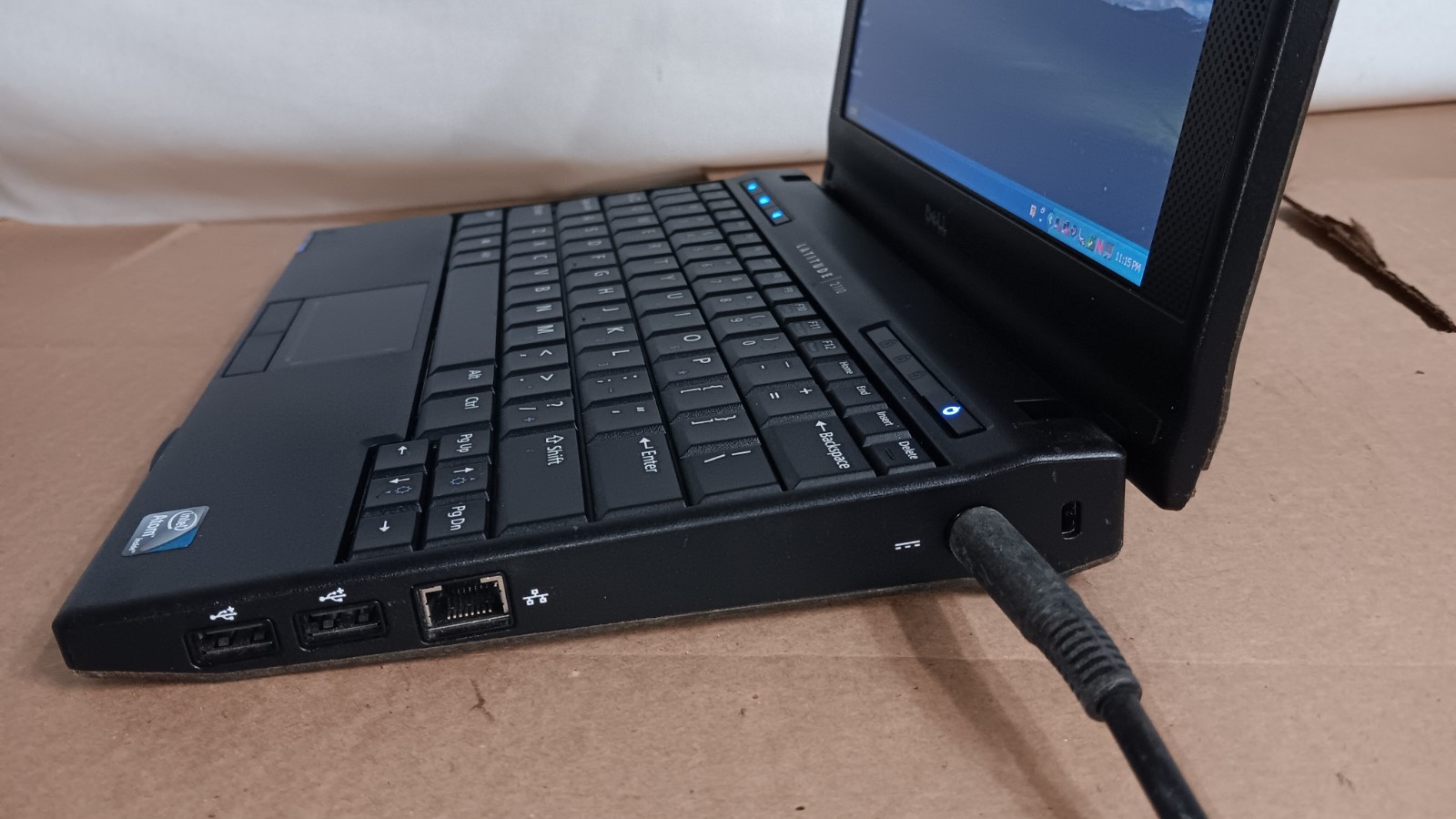 Dell Latitude 2110 Laptop Intel Atom N470 @ 1.83GHz 2GB 10.1″ LCD Windows XP pro