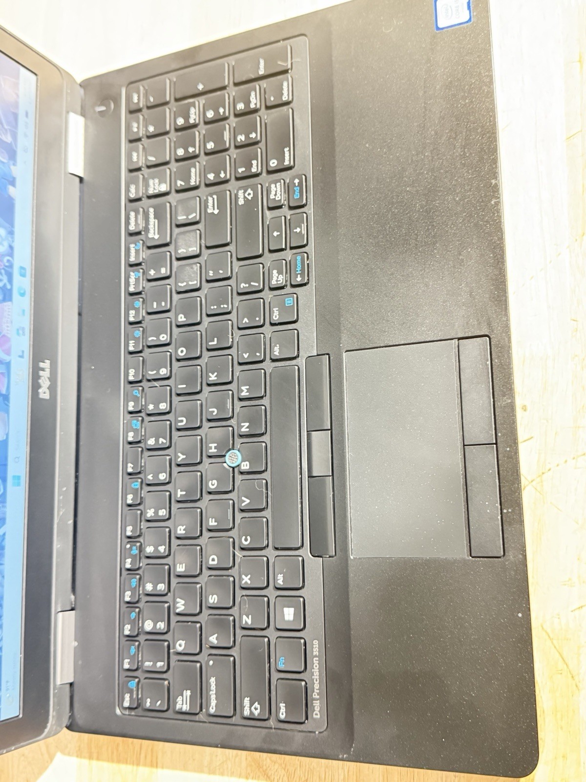 Dell Precision 3510, i5-6440HQ, 8 GB-256 GB SSD, AMD R9 M360 2GB Windows 11 Pro