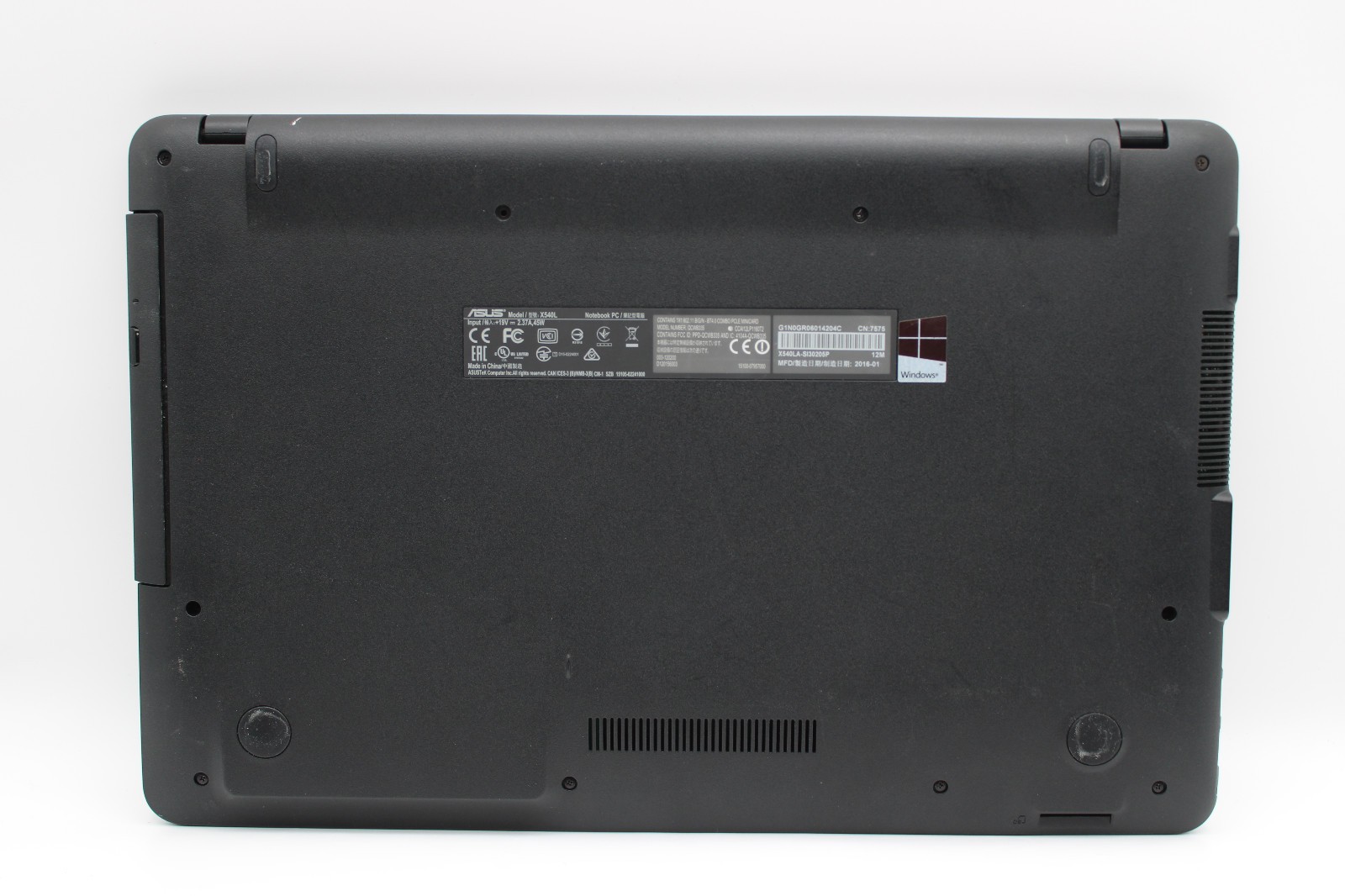 ASUS X540L _ i3-5020U @ 2.2 _ 4GB RAM _ 256GB SSD _ No OS _ w/ AC