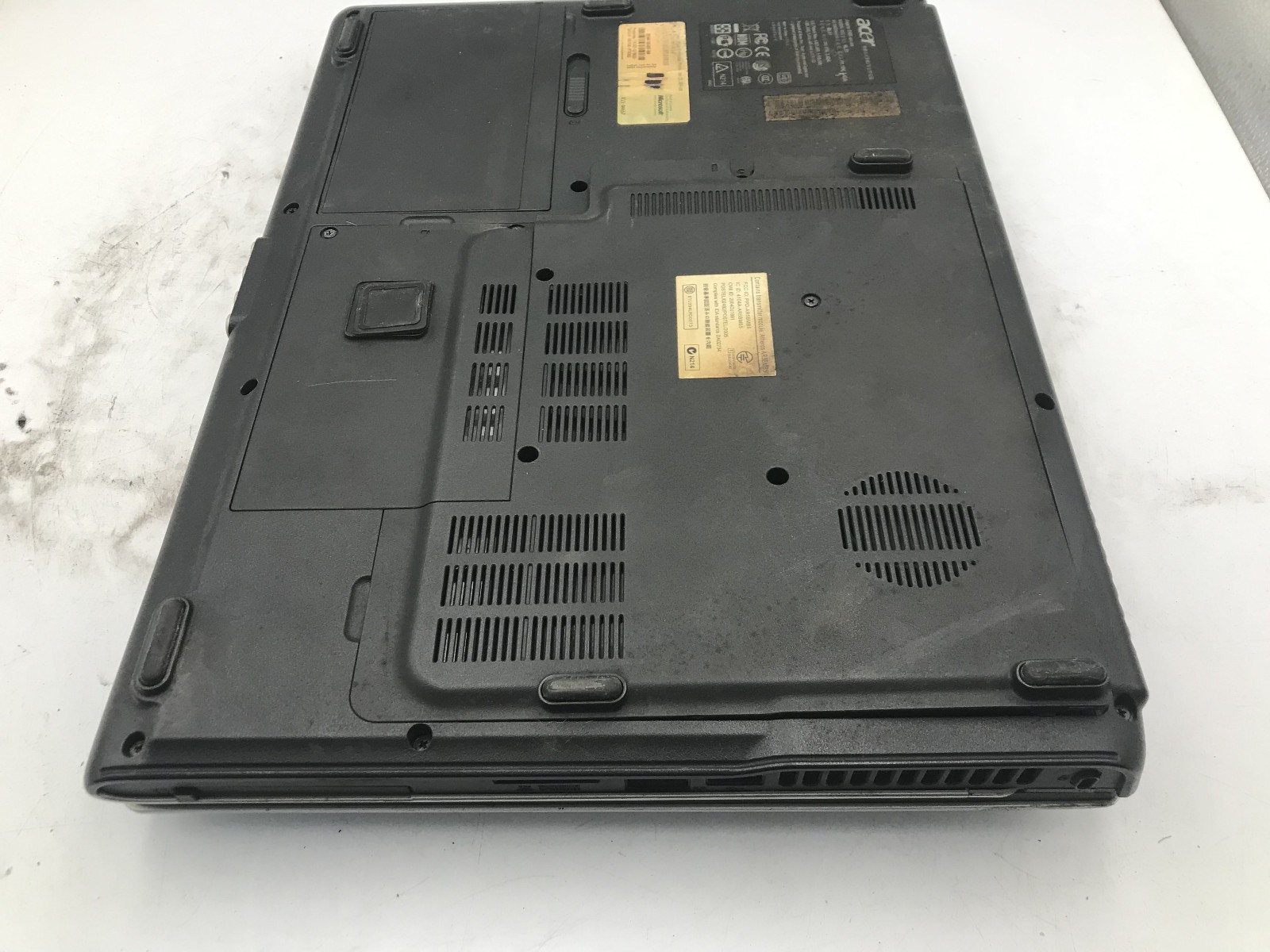 ACER ASPIRE 5100 3949 – BOOTS TO BIOS – AMD TURION 64 – 1GB RAM – RREAD DESC -BB
