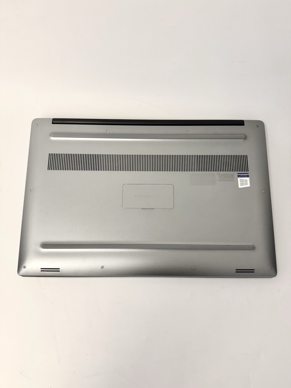 Dell Precision 5540 Intel Core i9-9980HK 2.40GHz 32GB 512GB NVIDIA T2000 -LAPTOP