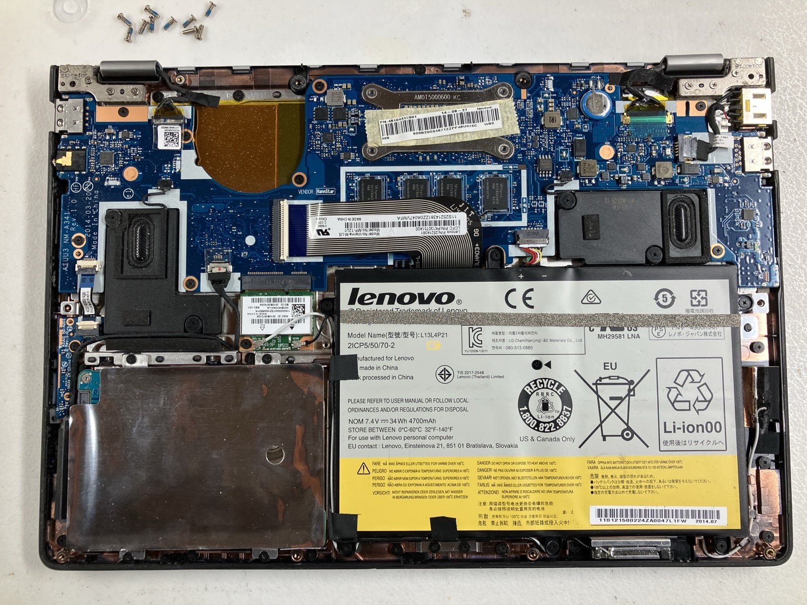 Lenovo Yoga 2 11 FOR PARTS/REPAIR Core i3 1.5 GHz 4GB RAM 500GB HDD