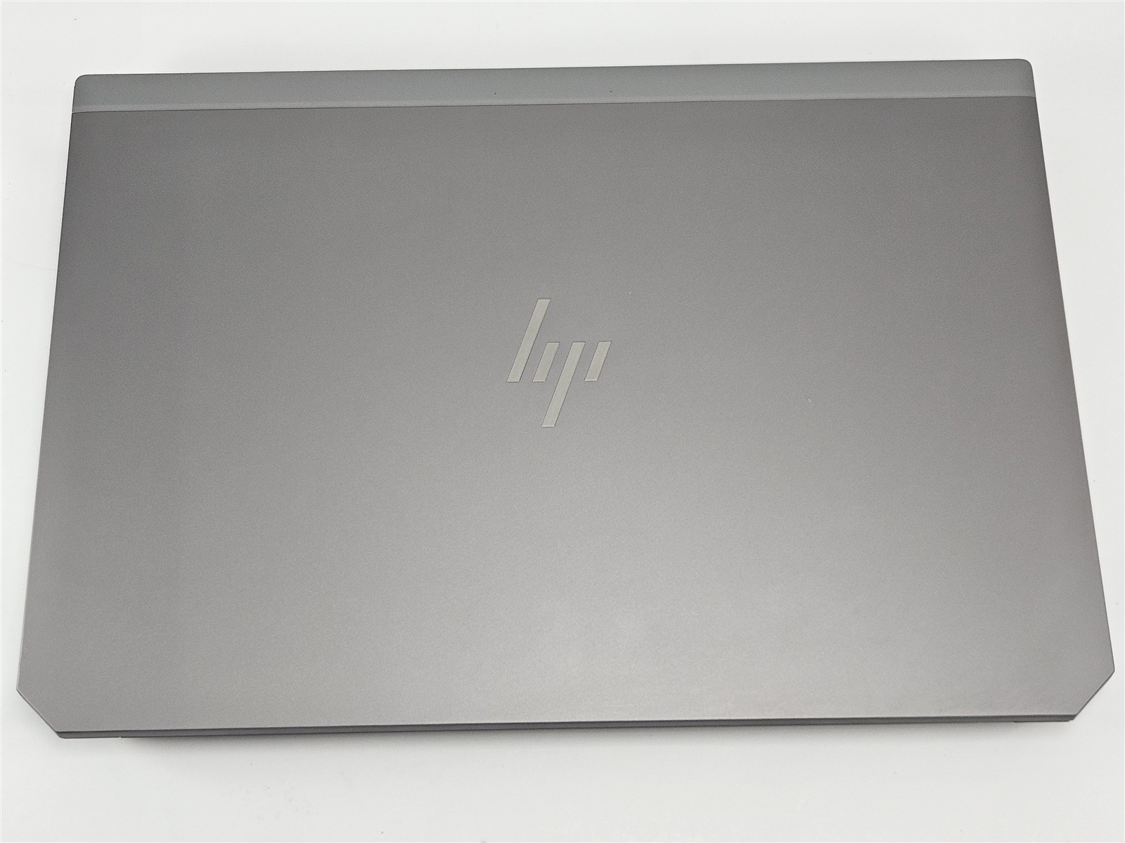 HP ZBook 17 G6 17.3″ i7-9850H 2.6GHz 32GB RAM 512GB SSD RTX 4000 No OS