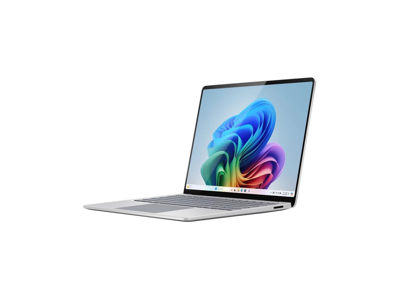 Microsoft Surface Laptop 13.8″ Core Ultra 5 32 GB Memory 256 GB SSD Surface