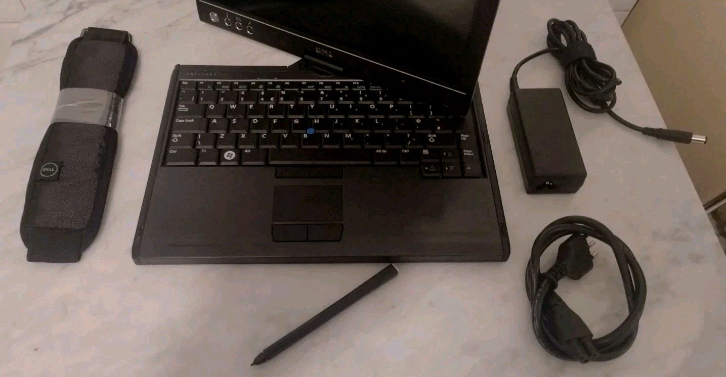 DELL LATITUDE XT2 Laptop PP12S Notebook / Tablet Touchscreen SSD Style GREAT