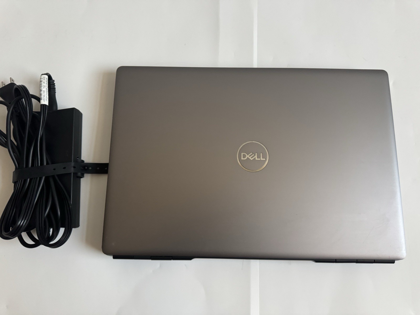 Dell Precision 7550 15.6″ FHD i7-10750H 2.6GHz 32GB 256GB NVIDIA T1000 READ