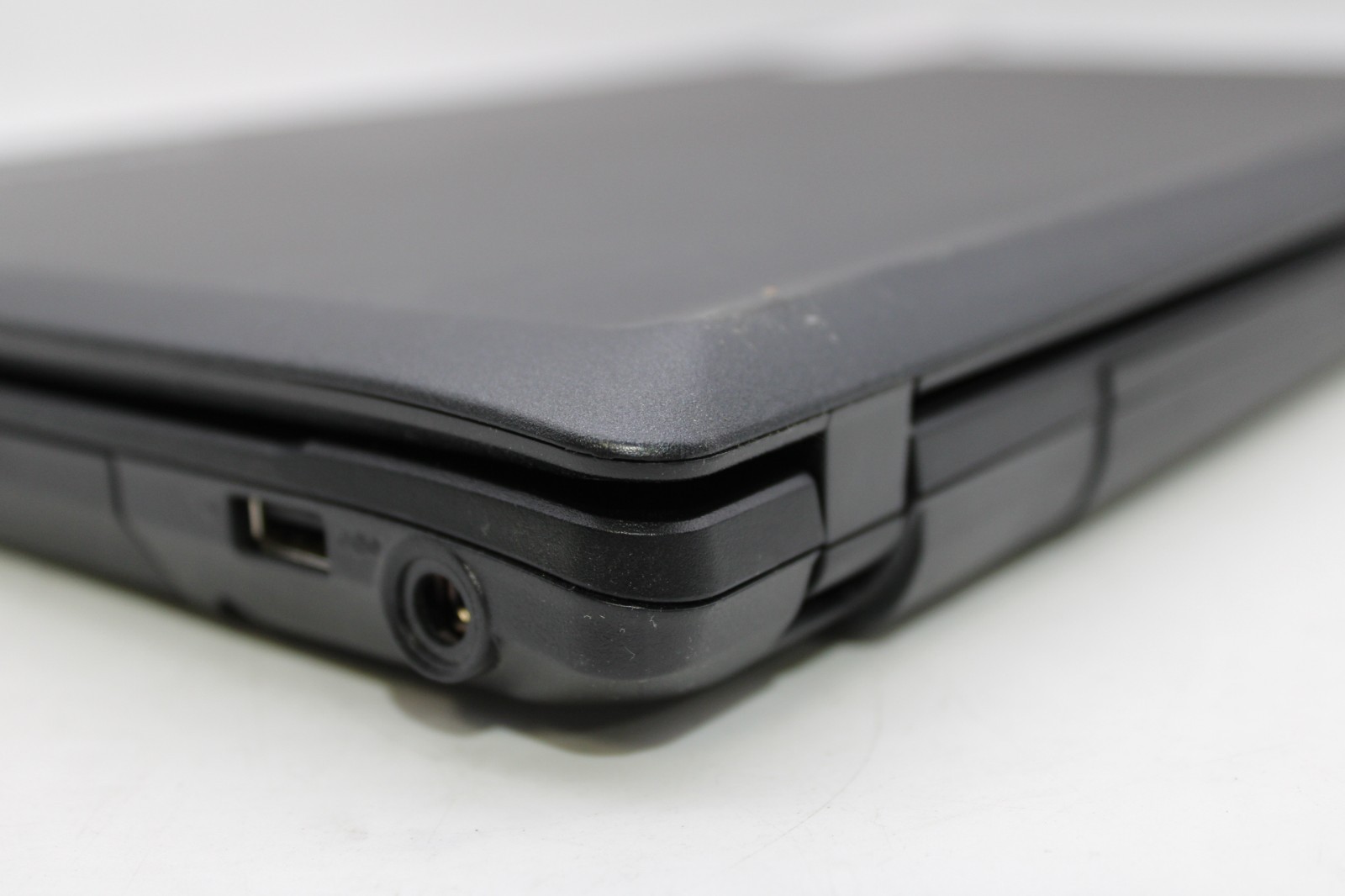 Lenovo G560 15.6″ 2Duo 4GB RAM NO STORAGE/OS *PARTS/REPAIR*
