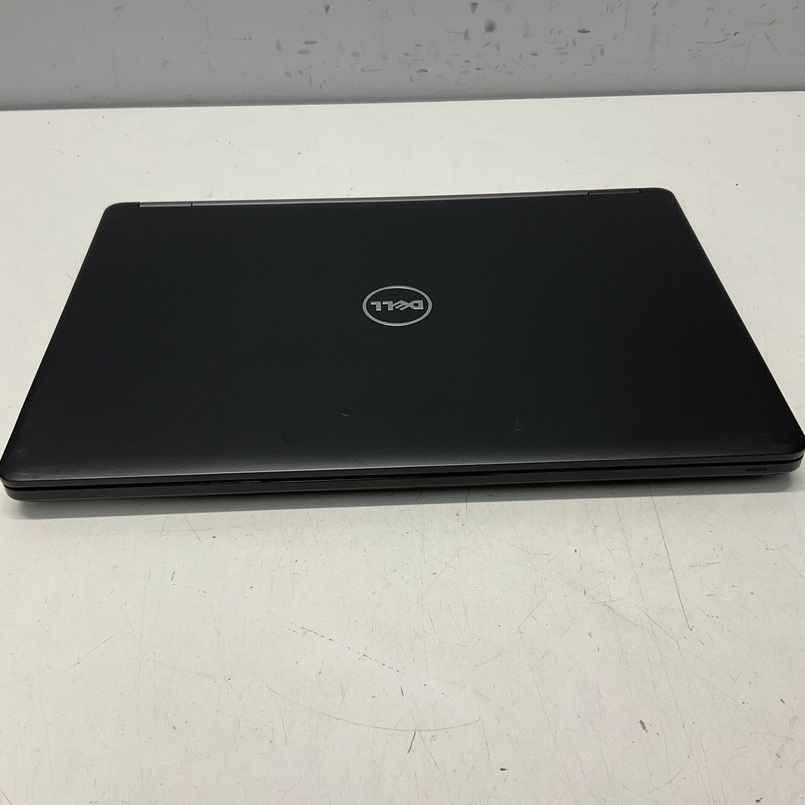 Dell Latitude 5480 14″ Intel Core i5-7200U 2.50GHz 8GB 250GB SSD Windows 10 Pro