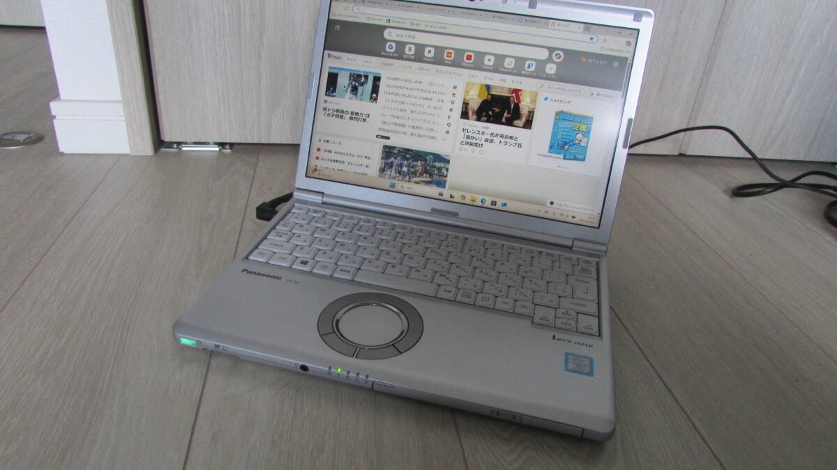 Panasonic Let’s Note 12.1″ CF-SV7 Core i5 1.7GHz RAM 8GB SSD 256GB DVD Japanese