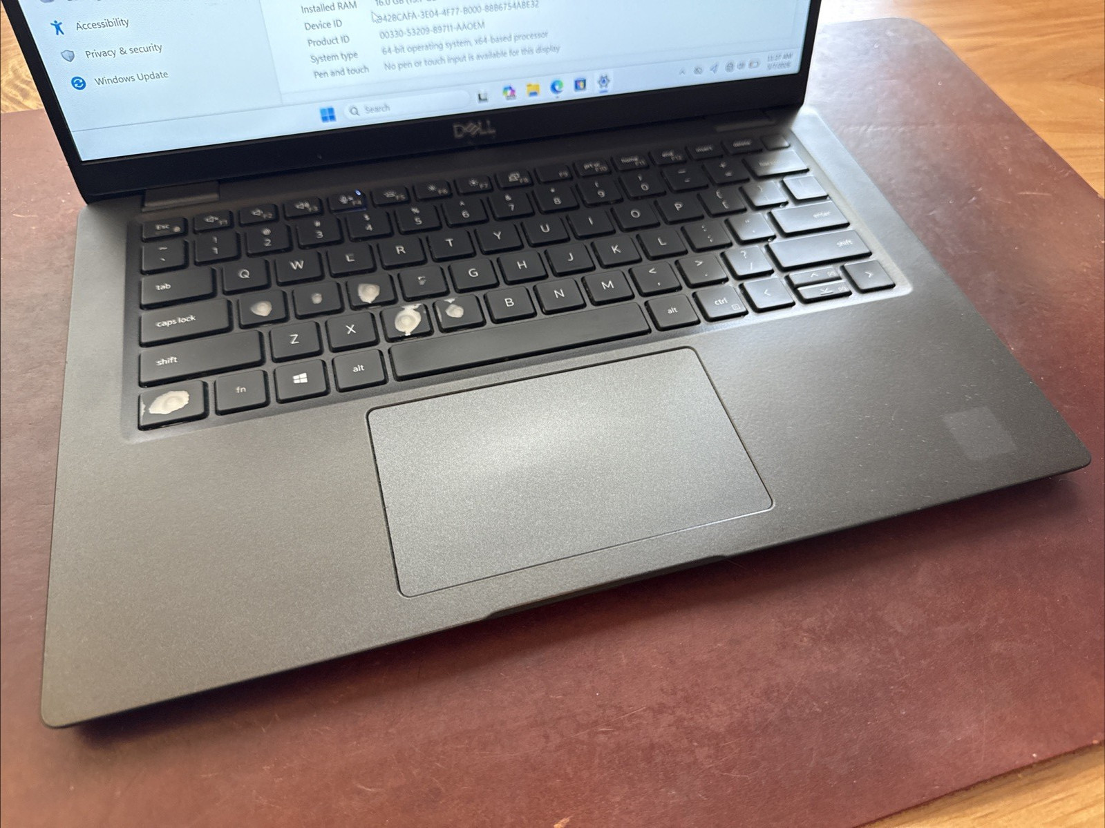 Dell Latitude 7410 14in FHD i7-10610U – 16GB RAM 256GB SSD – WORN KEYBOARD