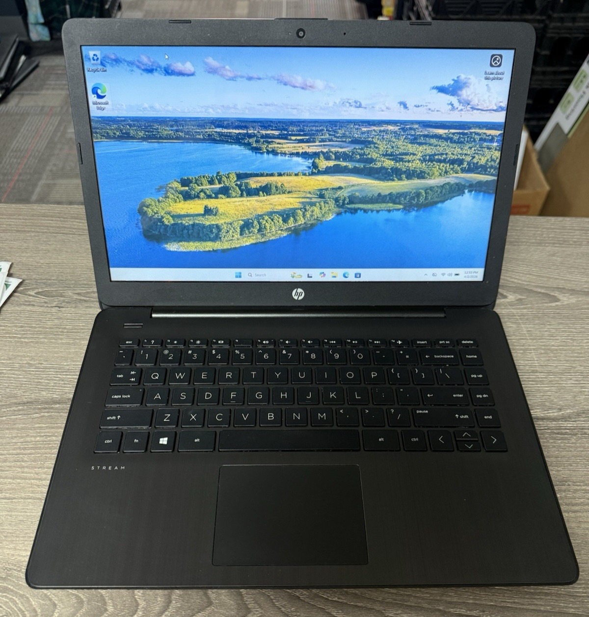 HP Stream 14-ds0013dx Laptop 14″/AMD A4-9120E /4GB RAM/64GB HD 1.50GHZ LAPTOP