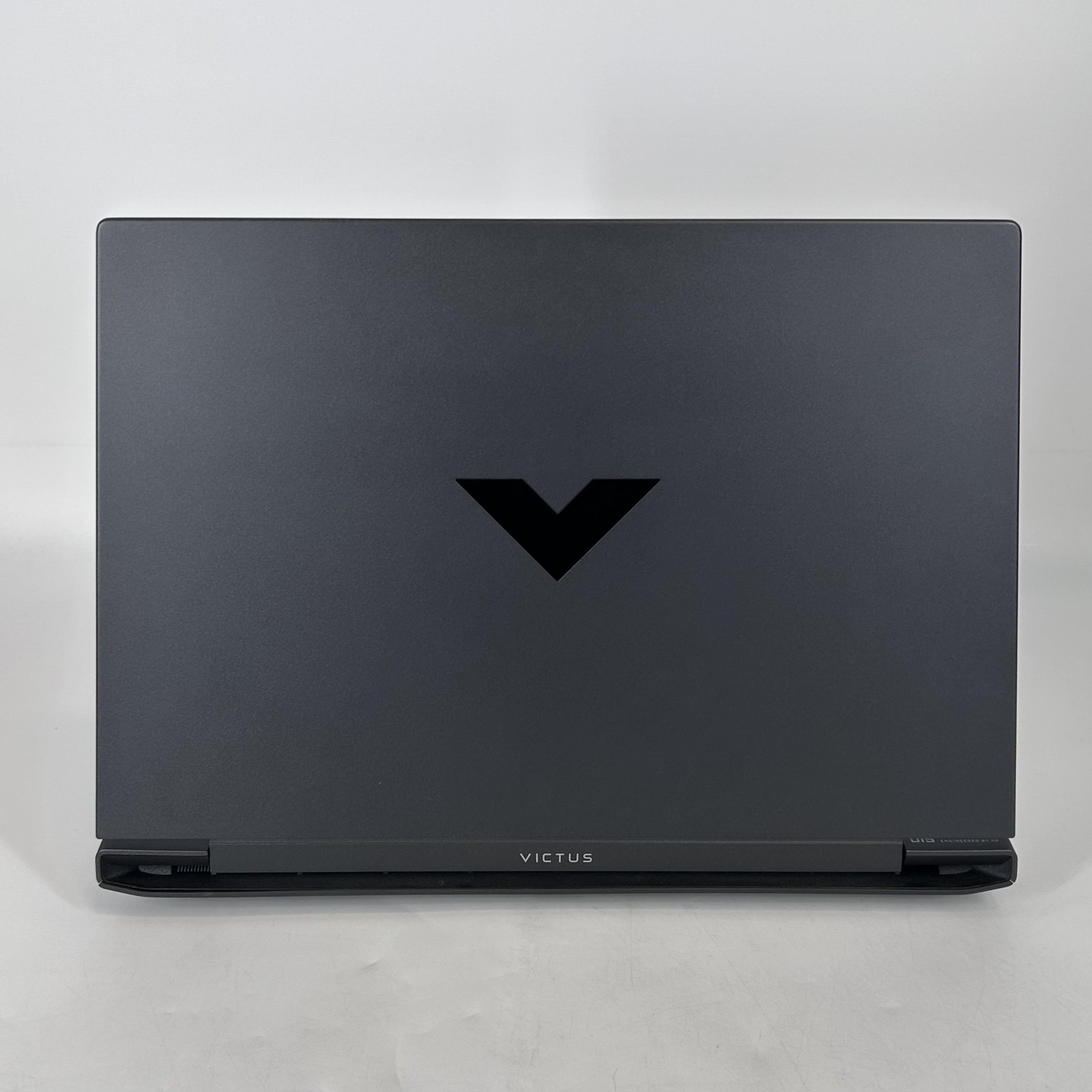 HP Victus Gaming 15 Gray 144Hz FHD 3.0 GHz Ryzen 5 7535HS 8GB 512GB SSD RTX 2050