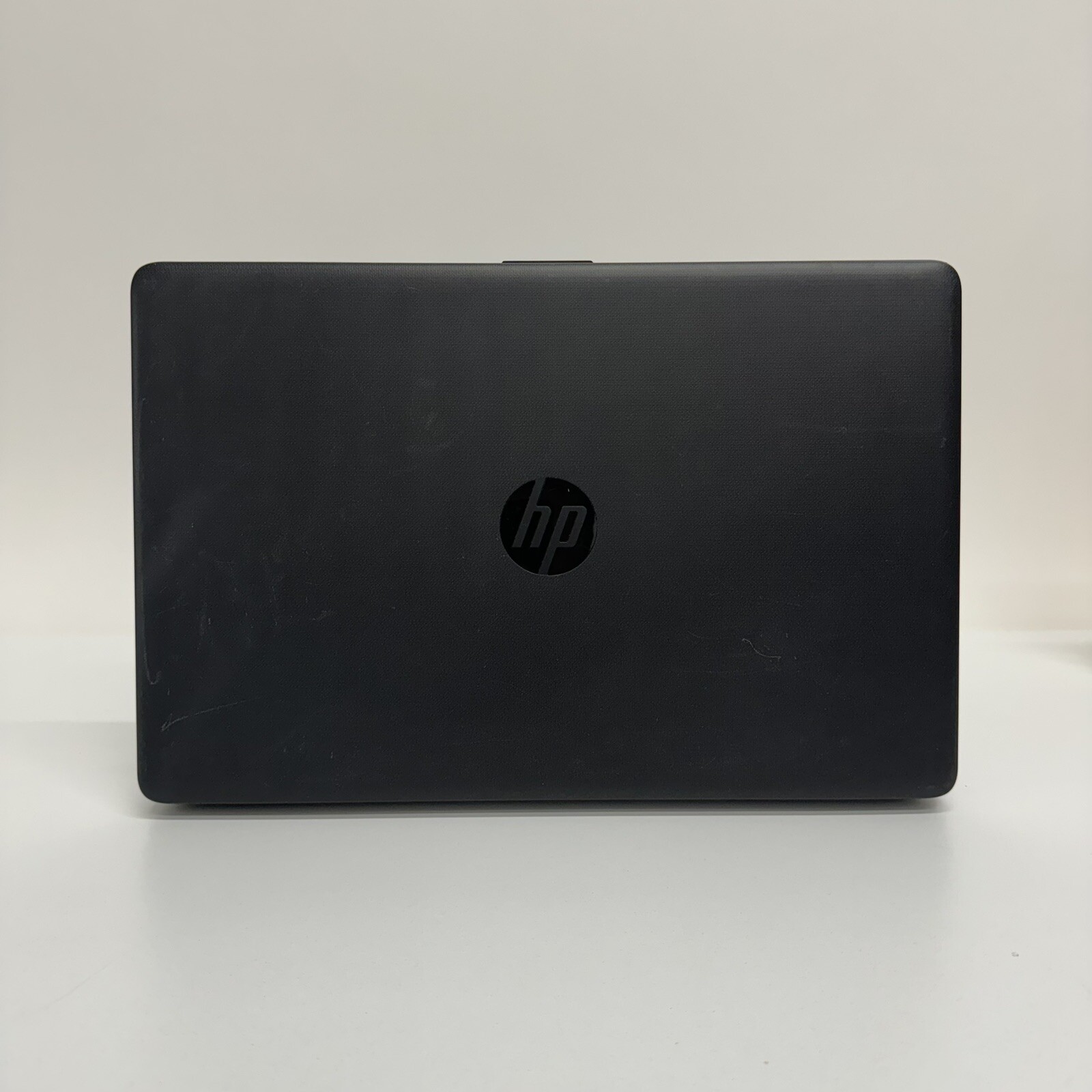 HP 15-db0008ca 15.6″ AMD E2-9000e 1.5GHz 4GB RAM 500GB HDD Windows 10
