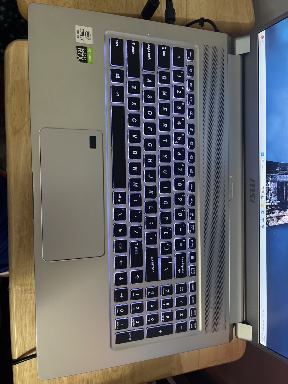 MSI WS75 10TL 17.3″ i7-10875H 32GB RAM RTX 4000 TWO 1TB NVMe W11 Pro+AC ADAPTER