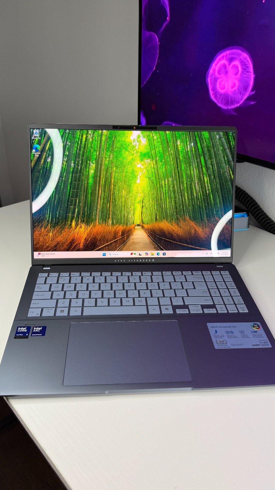 ASUS Vivobook S 16″ 3K OLED Intel Core Ultra 7 255H – 32GB RAM – 1TB SSD Windows