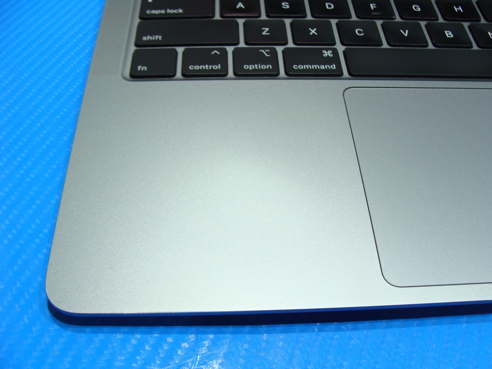 Apple MacBook Air 13″ A2179 2020 i5-1030NG7 1.1GHz 16GB 512GB OS SEQUOIA