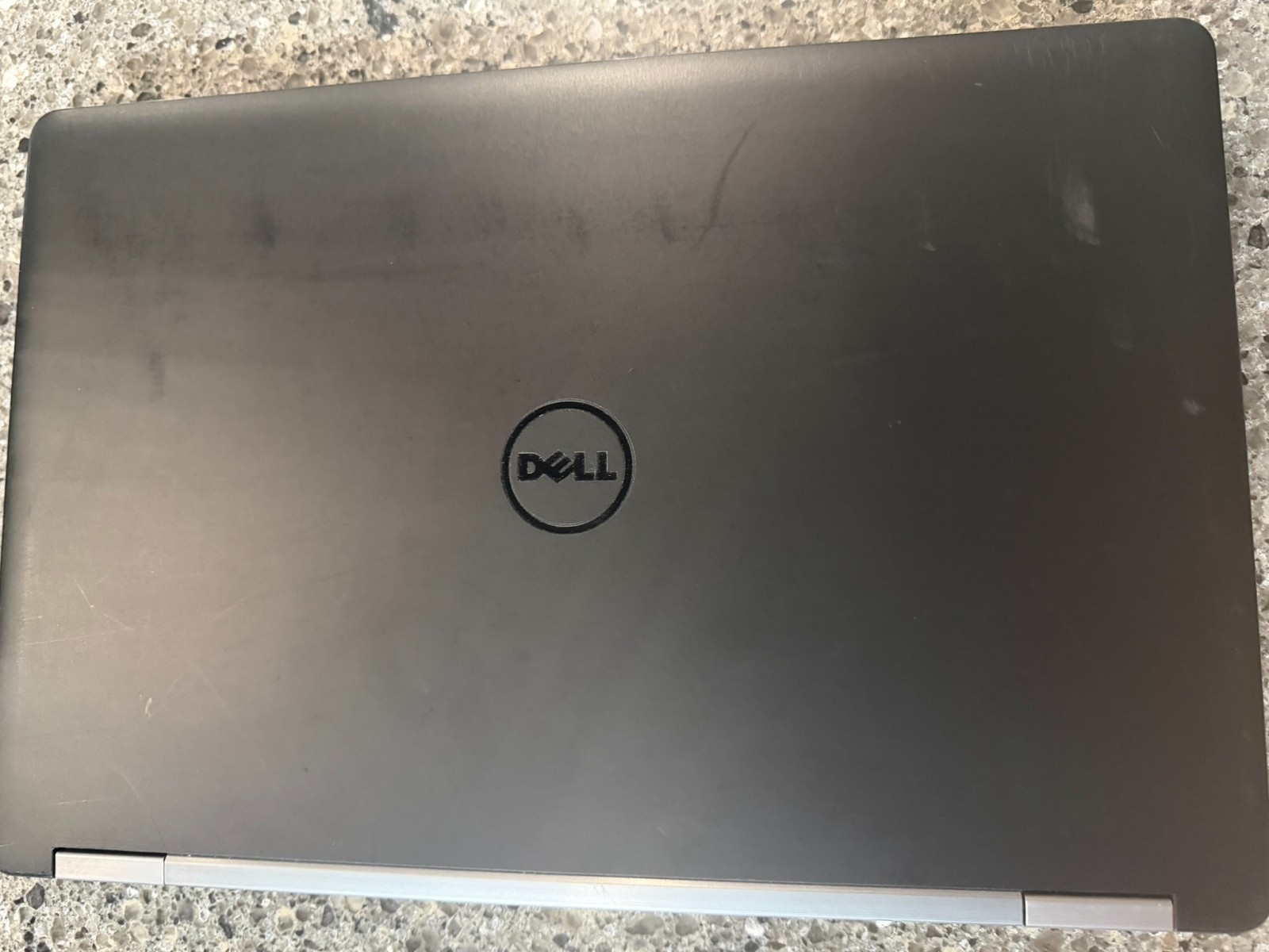 DELL LATITUDE E5570 15.6″FULL HD i5-6440HQ 8GB RAM 256GB NVMe SSD WINDOWS 11 PRO
