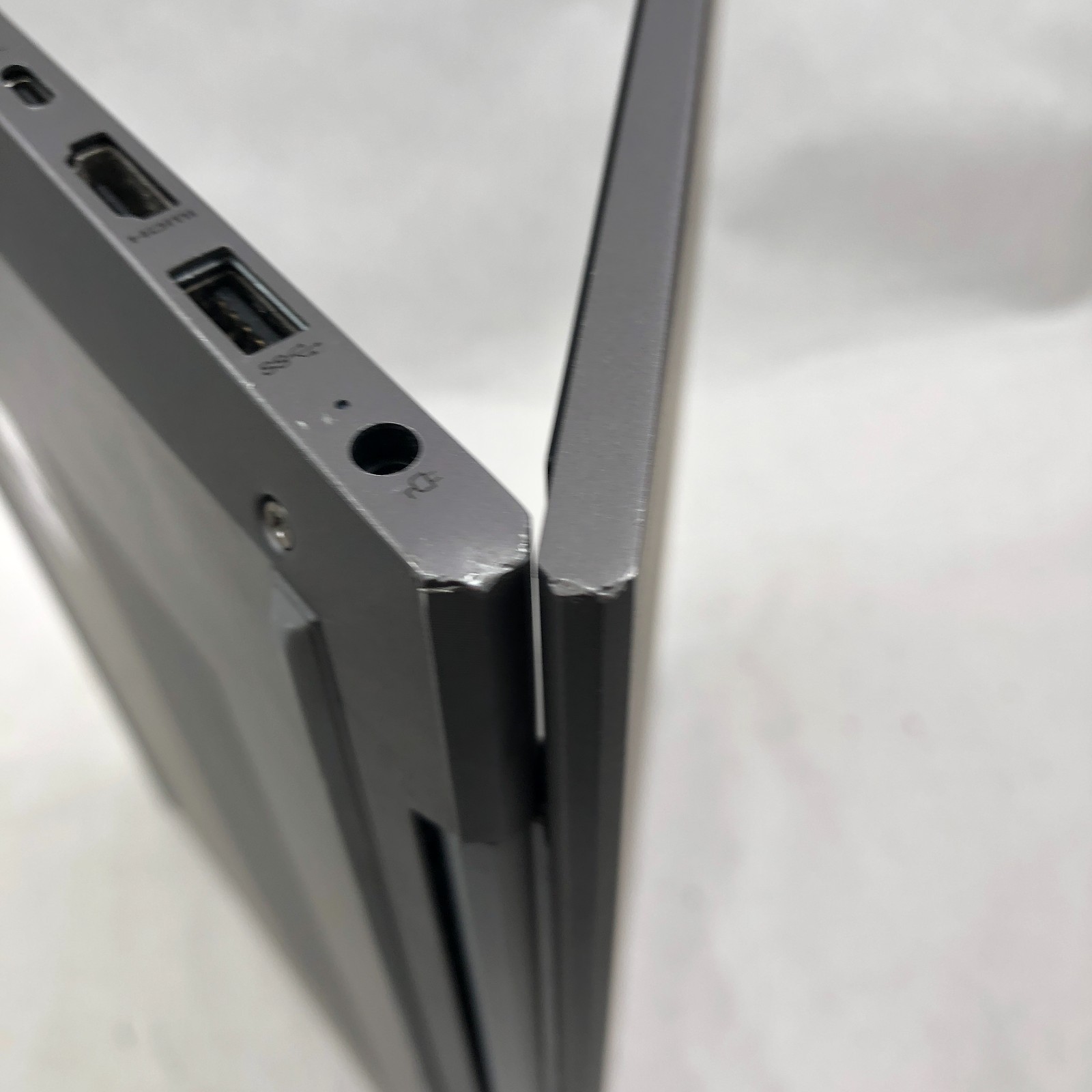 HP ZBook Firefly 15 G8 Mobile Workstation i7-1165G7 16GB RAM 256GB SSD Win 11