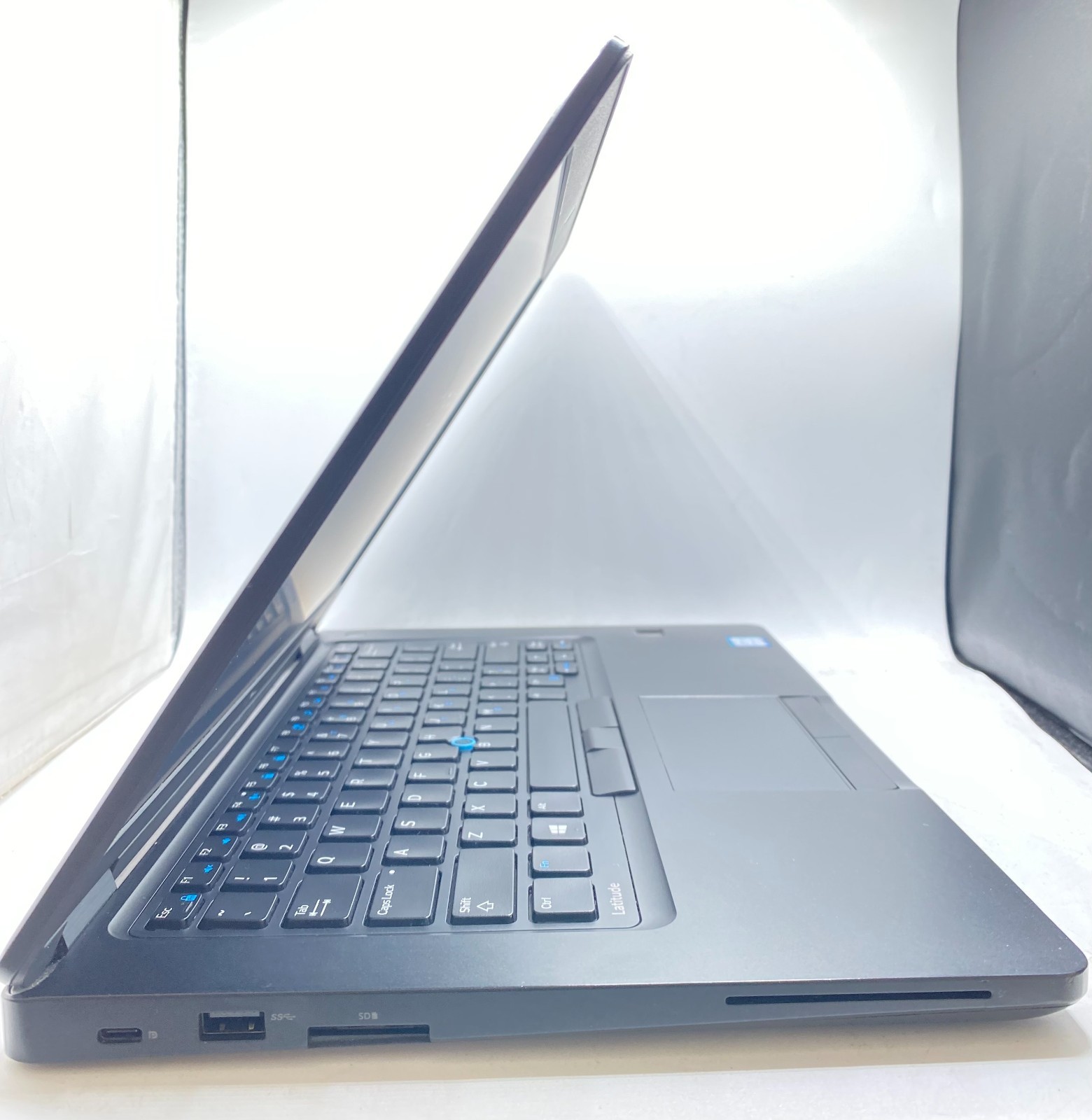 Dell Latitude 5480 14″ Laptop Intel Core i5-6300U 2.40GHz 8GB RAM 256GB SSD