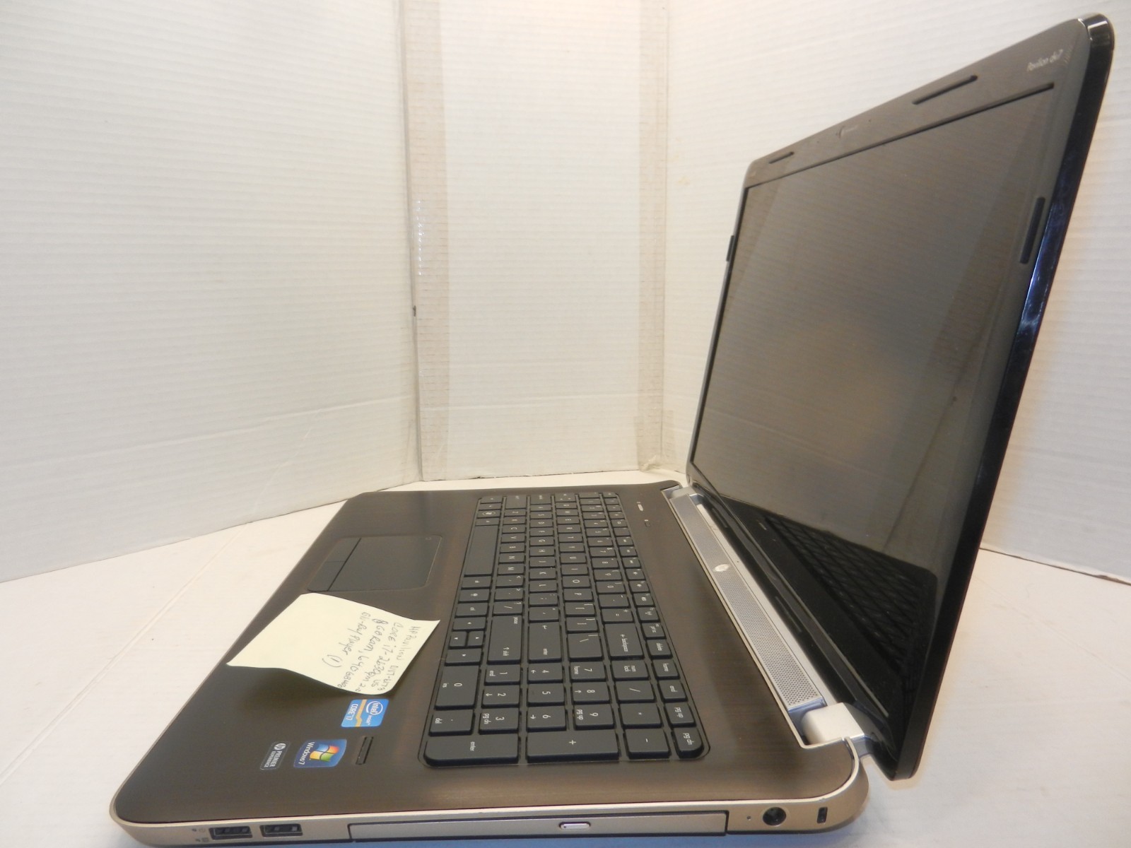 HP PAVILION DV7-6178US 17.3″ COREi7-2630QM@2.0GHz 6GB RAM 640GB HDD WIN7 OFF13(1
