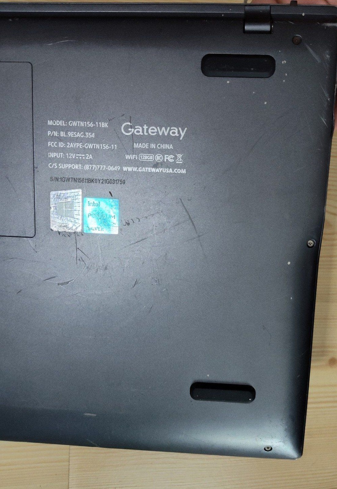 Gateway GWTN156-11BK Celeron N5020 1.10 GHZ 4GB RAM 128GB eMMC- Parts Only