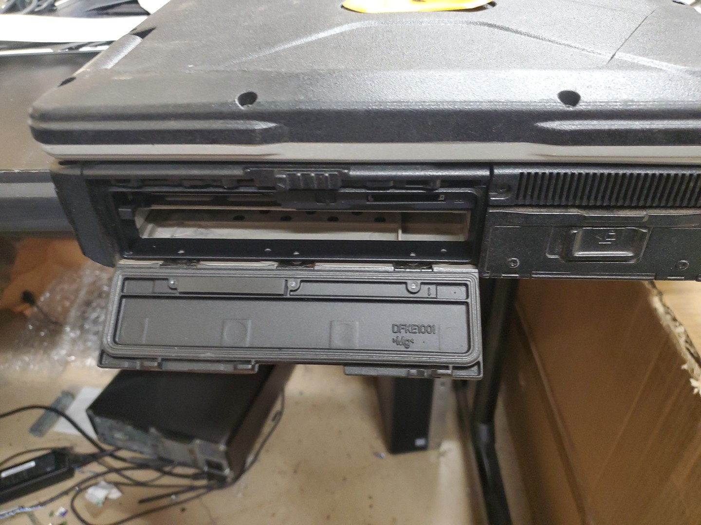 Panasonic Toughbook CF-31 MK-1 i5 520M @ 2.40GHz 8GB 13420HRS Diesel Rubber Kb