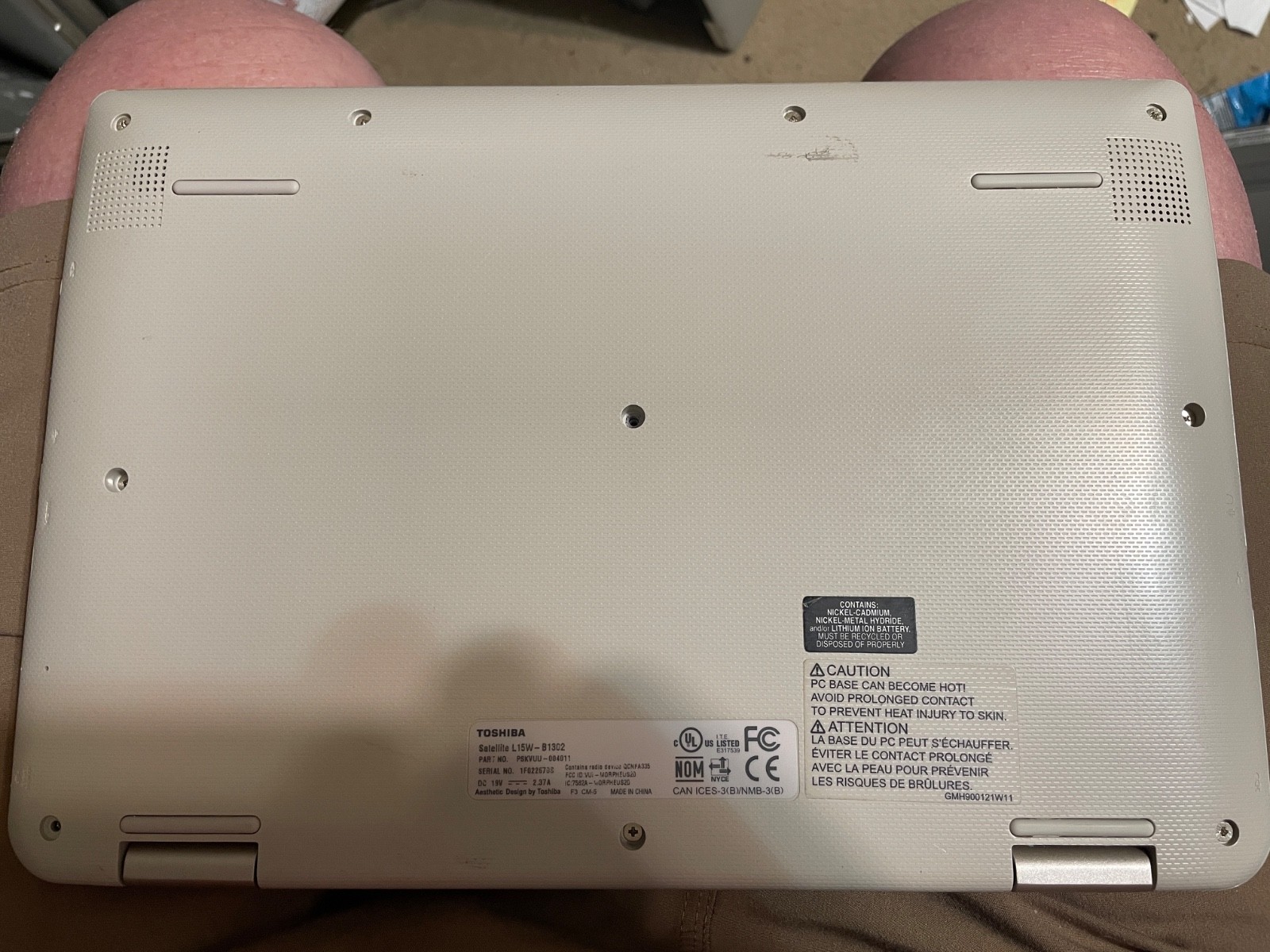 Toshiba Satellite L15W-B1302 Laptop- W10