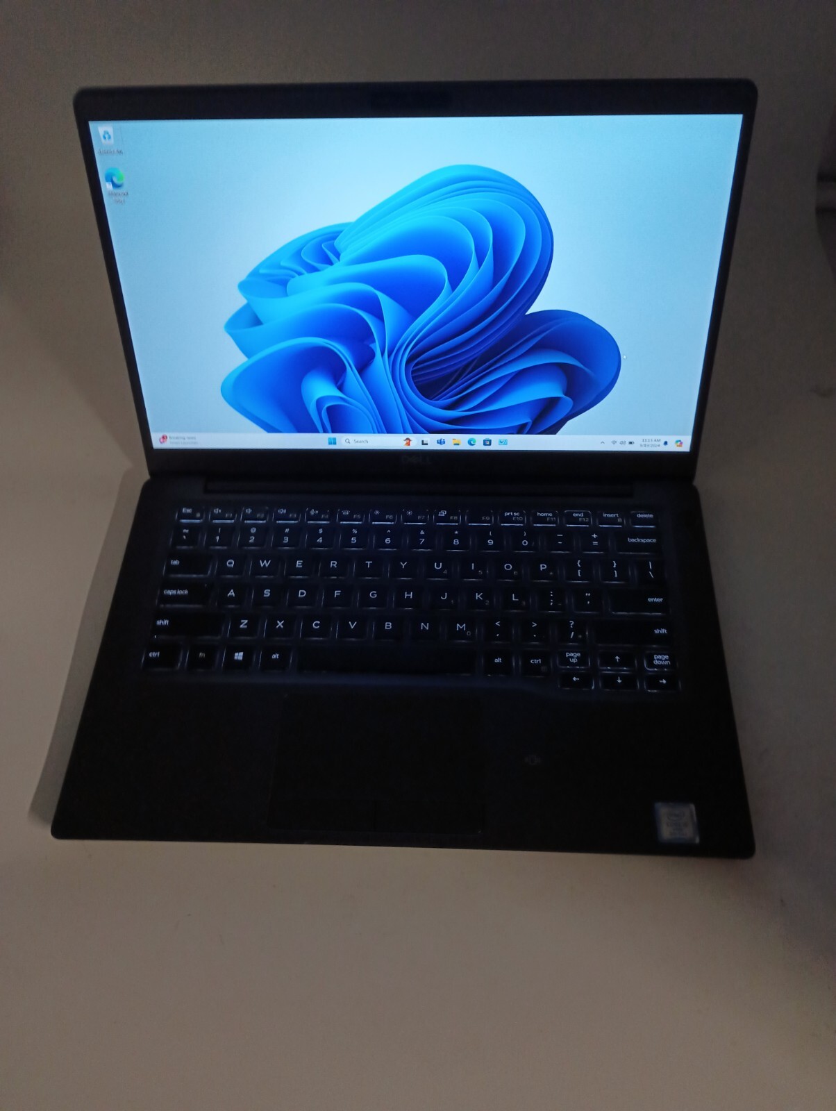 9191c Latitude7400(No charger!).i5 8th gen.8GB.256GB NVMe.LTE(GPS)14″FHD.W11 Pro