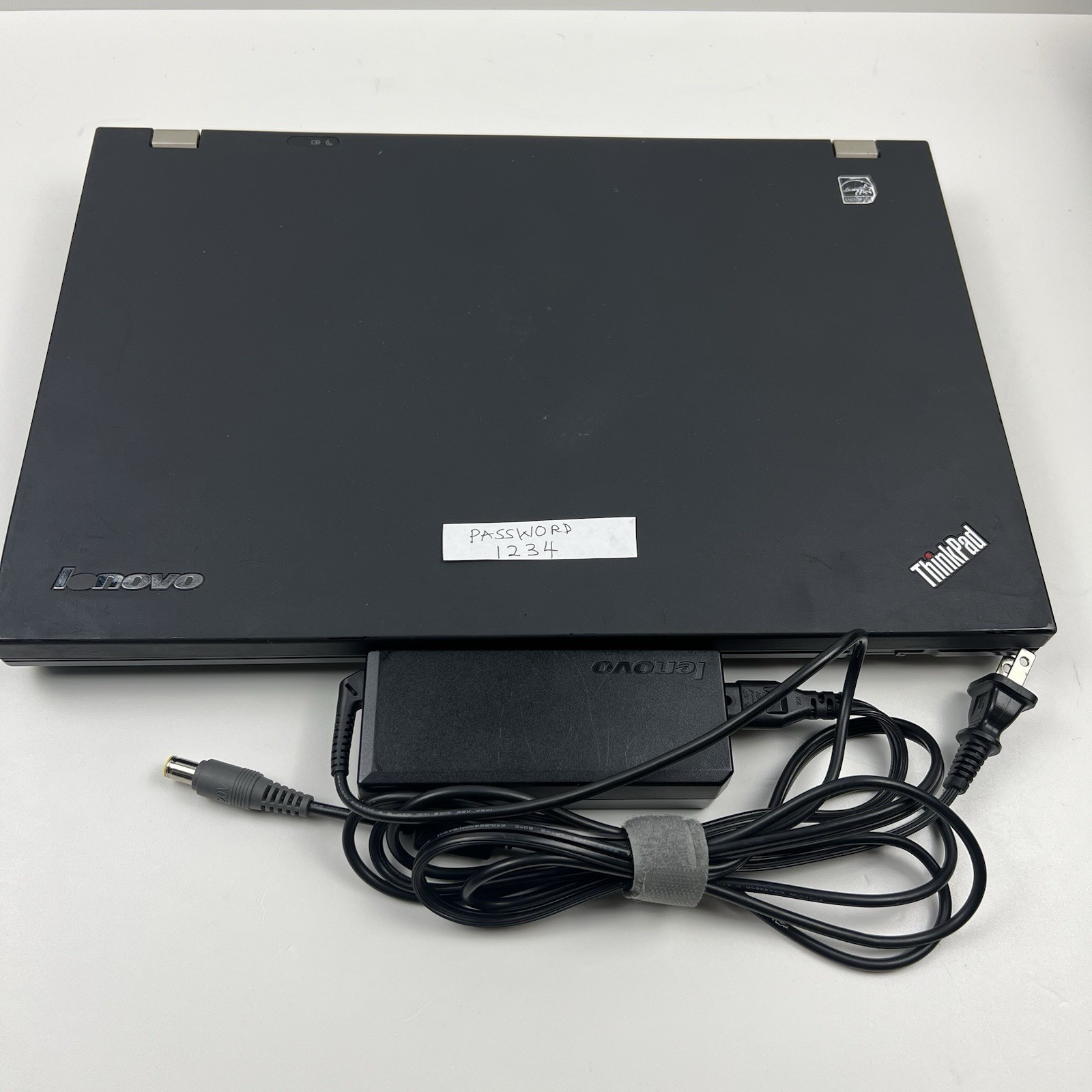 Lenovo ThinkPad T520 Intel i7-2640M 8GB 320GB HDD Linux Mint OS w/ Charger|ELP93