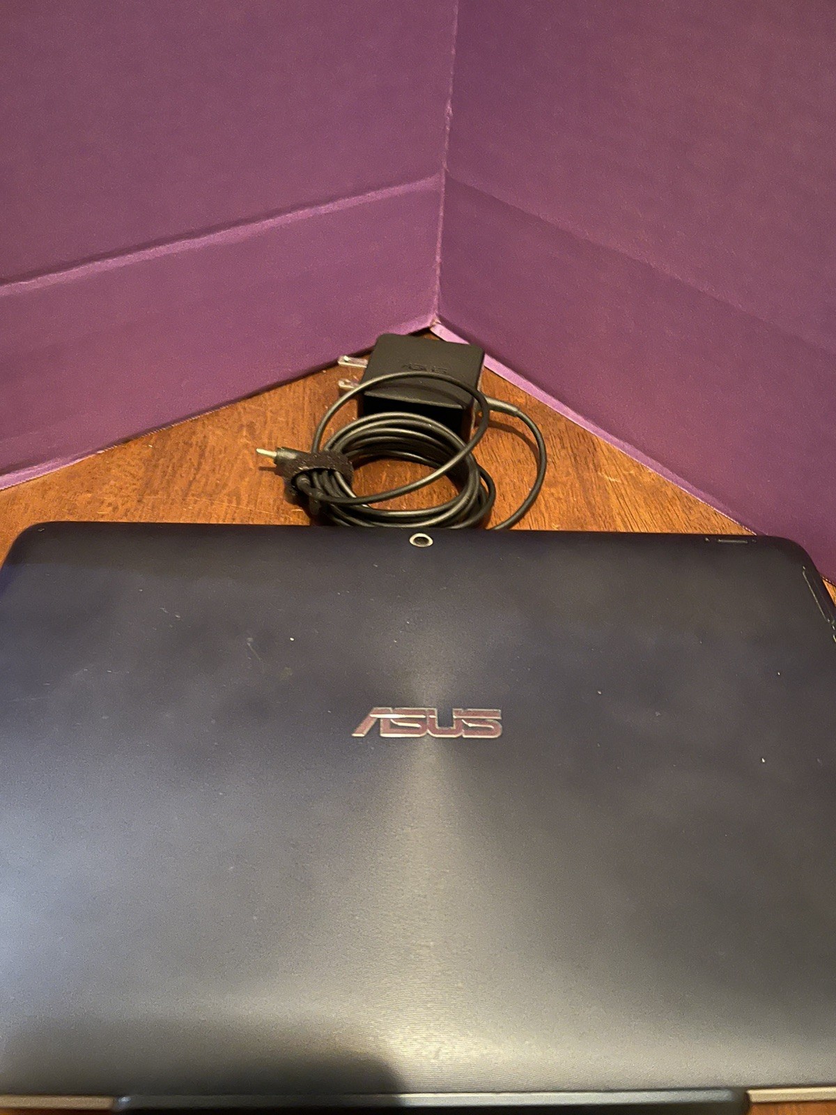 ASUS/T200T LAPTOP/TABLET/TRANSFORMER BOOK /TOUCH/SCREEN Excelent Condition!