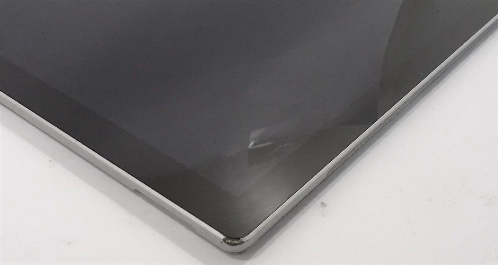 Microsoft Surface Pro 5 1796 Core m3-7Y30 1.00GHz 4GB 128GB Win 10 Pro